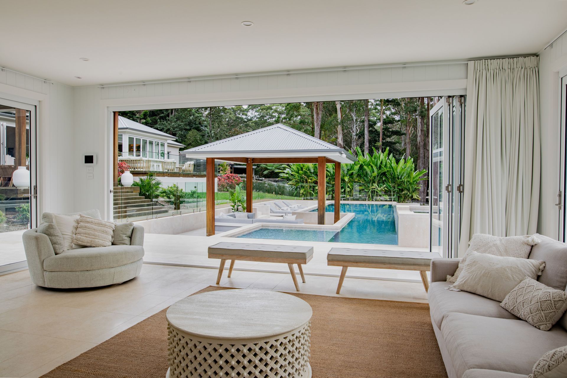 Crema Vialle Limestone