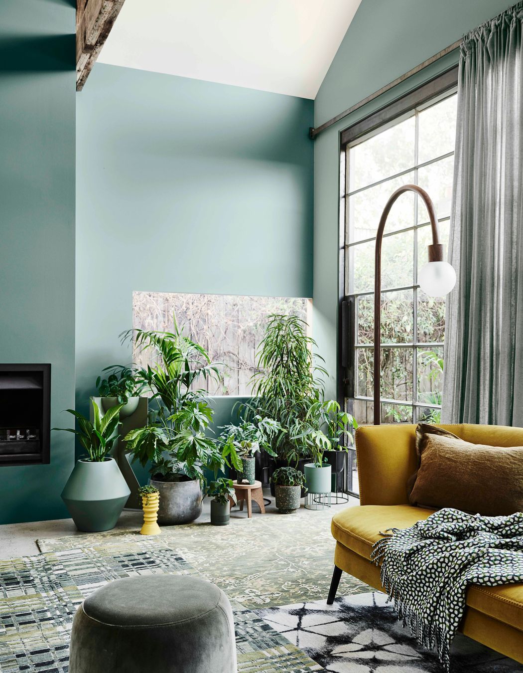 Image credit: Wall (left) Dulux® Hancock, wall (right) Dulux® Pencarrow. Styling: Bree Leech, Photographer: Lisa Cohen.