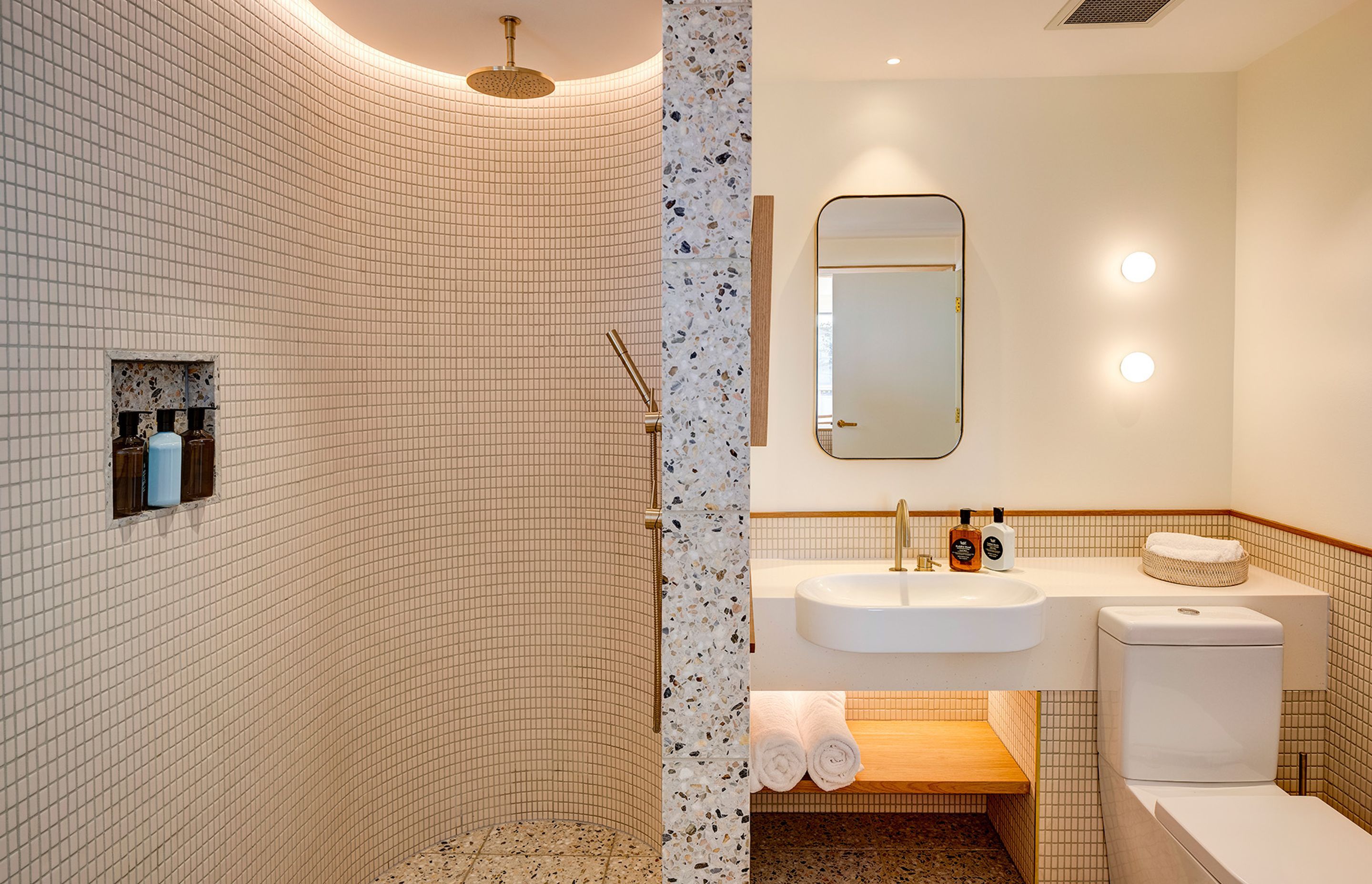 The Surf Hotel Yamba by Design King Company | Photography by Brett Boardman