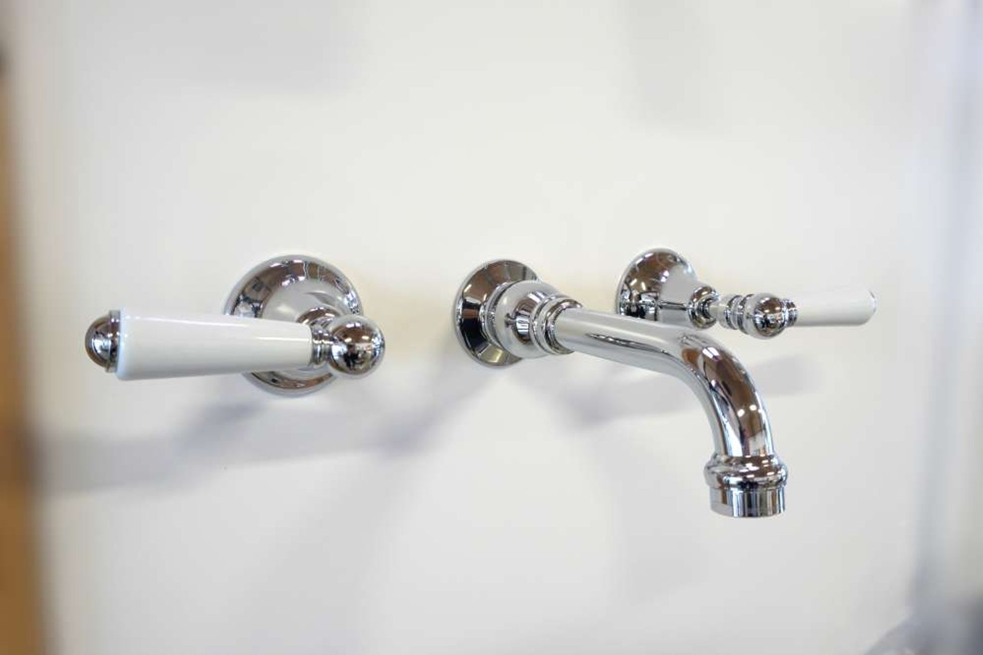 Q &amp; A WITH HOLLY (THE KITCHEN HUB) – CHOOSING THE RIGHT TAPWARE FOR YOUR BATHROOM DESIGN