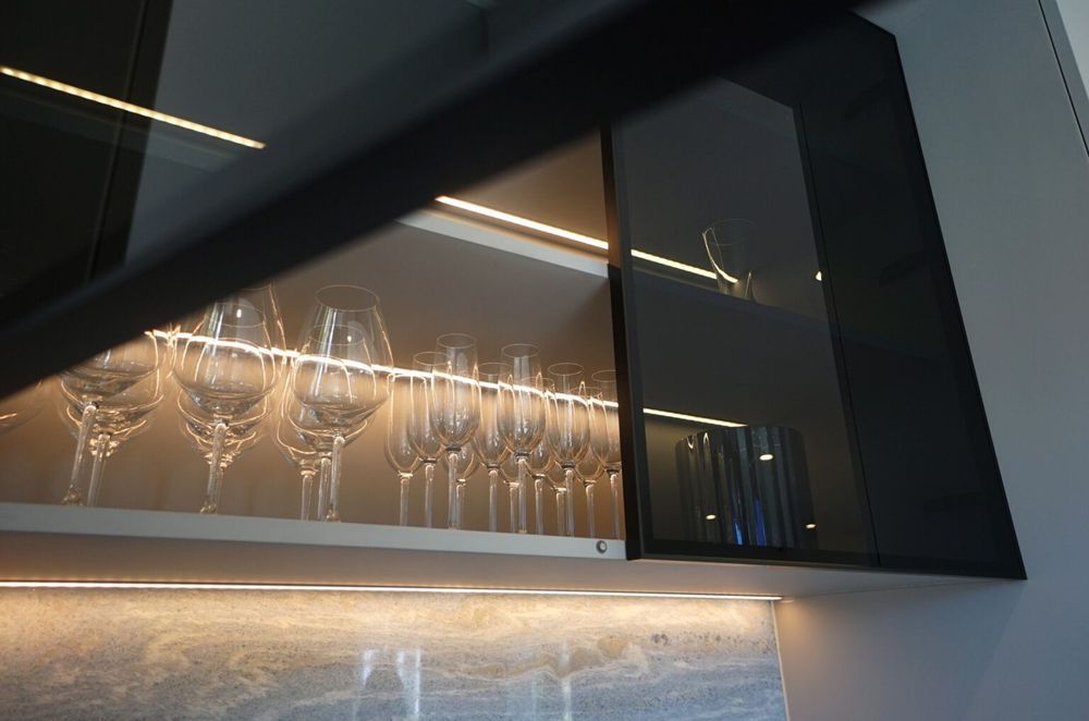A closer look at the accent lighting and task lighting in the drinks/Coffee corner.