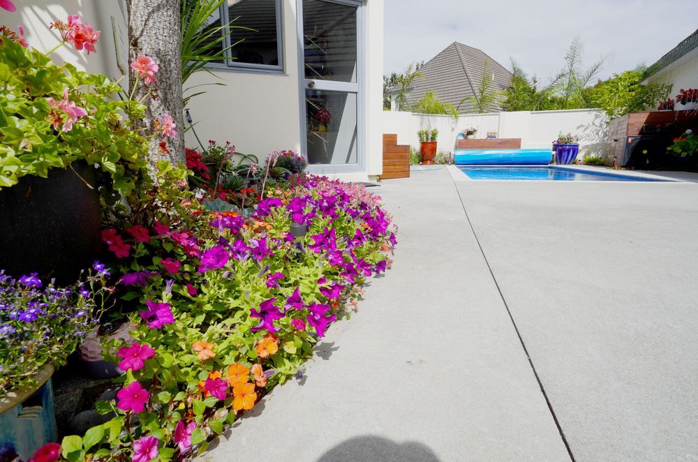 2023 GUIDE FOR OUTDOOR RENOVATIONS AND LANDSCAPING IN NZ – MATERIALS + DESIGN + COSTS