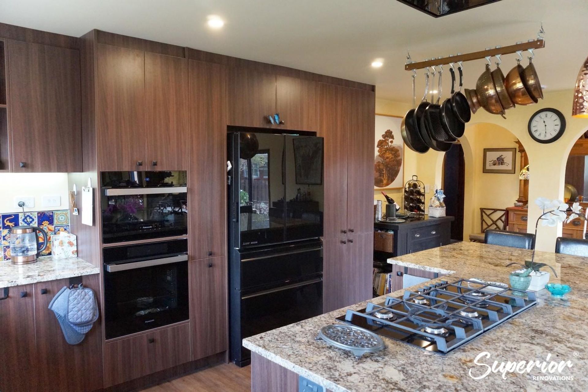 Mary Stuart's Melteca Oak wood finish in Standmore Bay
