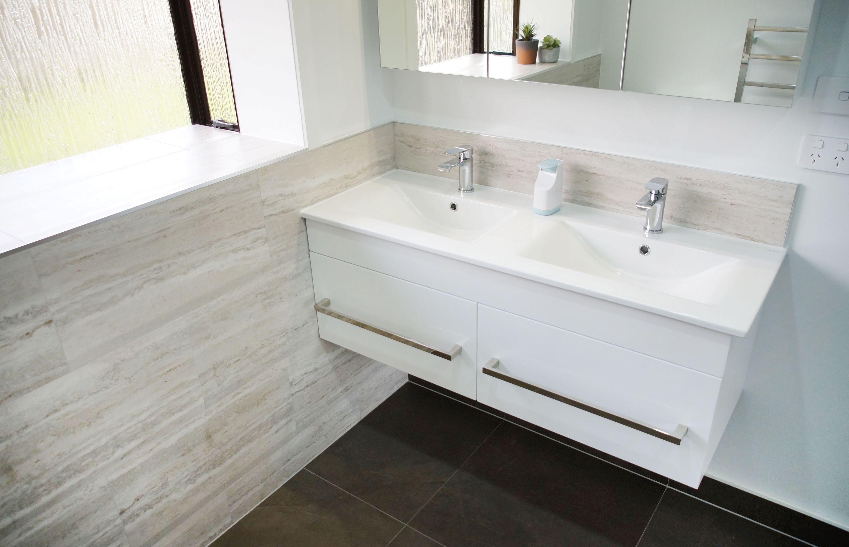 Floating vanity in Papatoetoe bathroom renovation