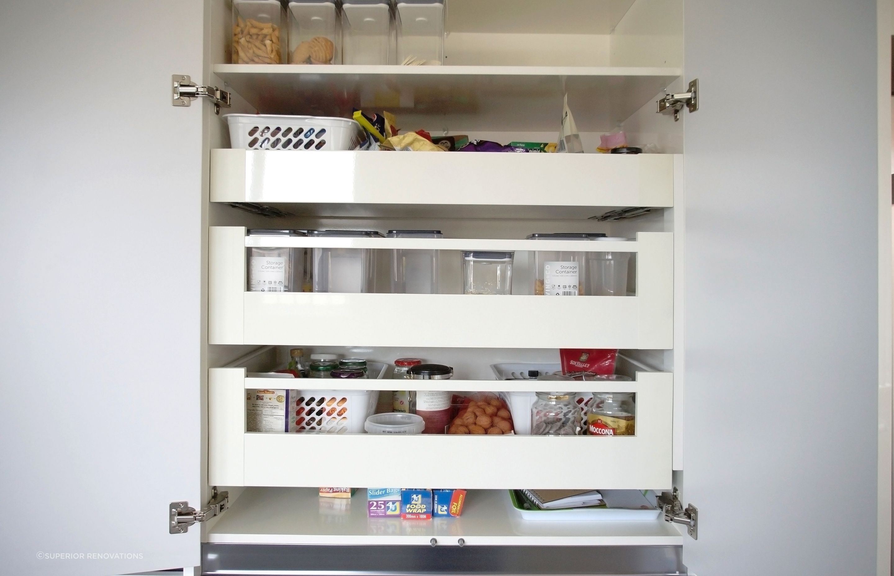 Kitchen renovation in Papatoetoe with individual pull out drawers built within the pantry.