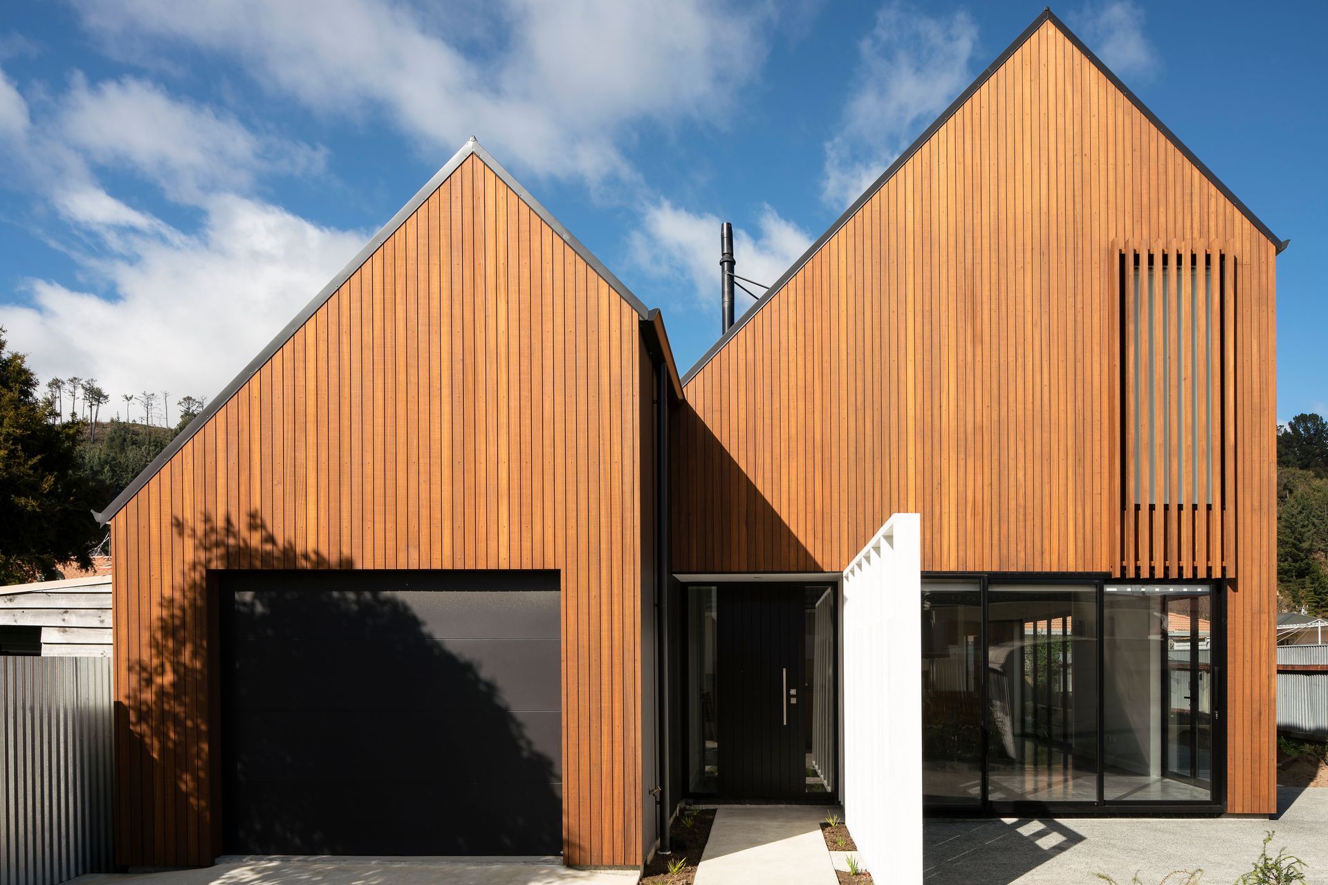 Truwood's striking colour and sleek profile make it ideal for architectural builds.
