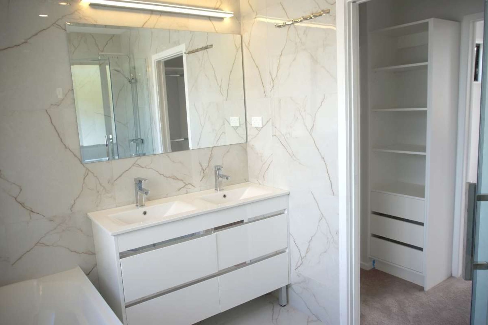 BATHROOM RENOVATION PHOTOS FOR OUR TOP 10 RENOVATIONS IN AUCKLAND