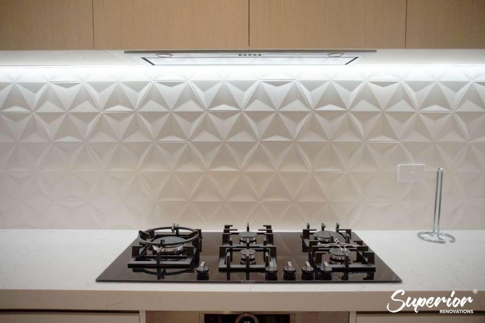 Lighting on the splashback