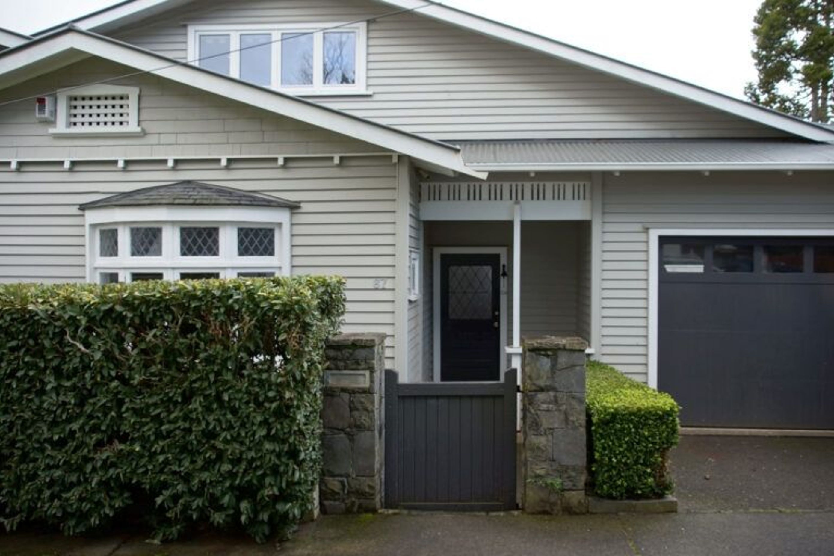 Full home renovation of a Historic Bungalow in Epsom