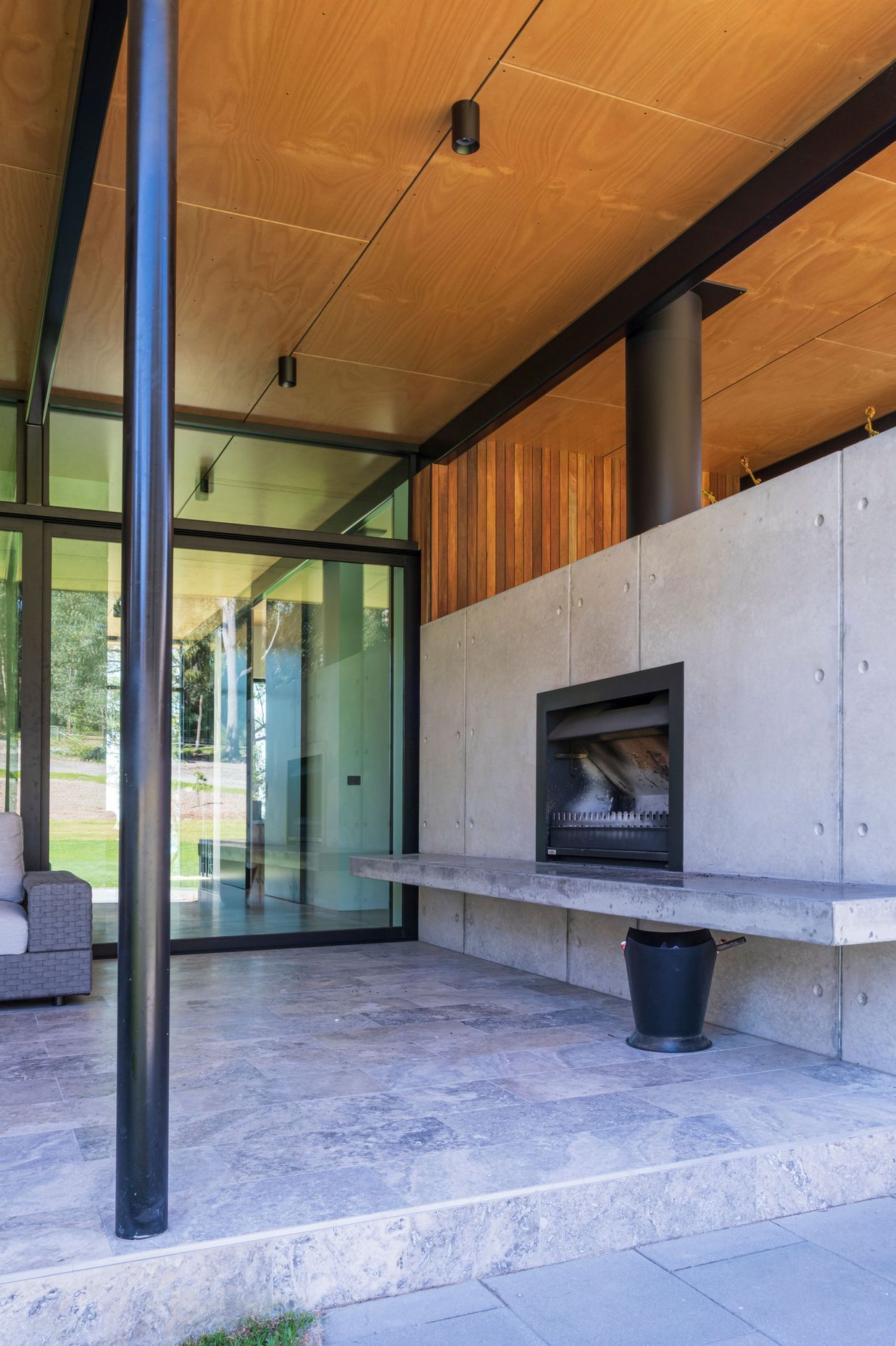 Merimbula House is designed to heat and cool itself without air-conditioning.