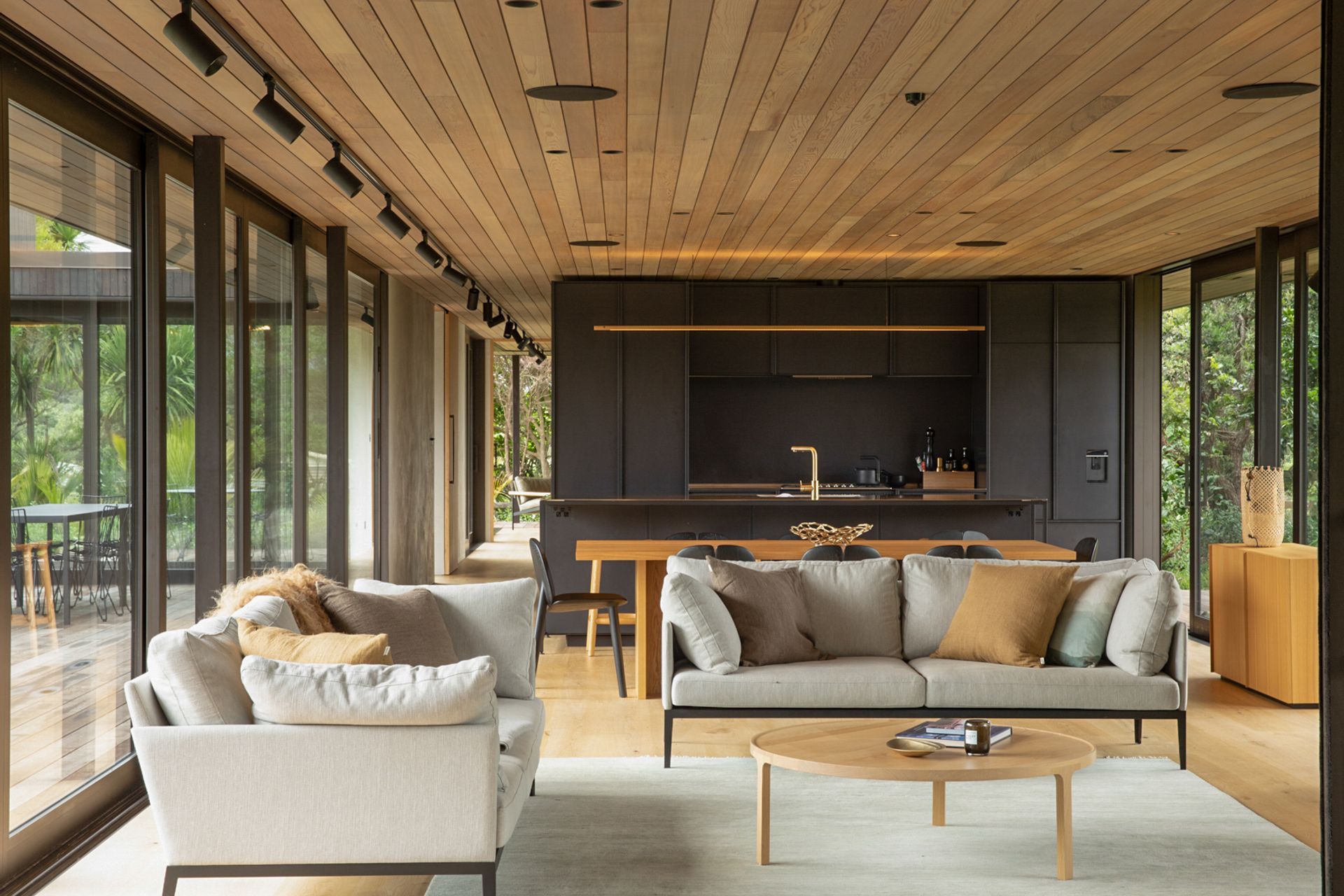 The interior materiality palette is taken directly from the natural surroundings. Image credit: David Straight
