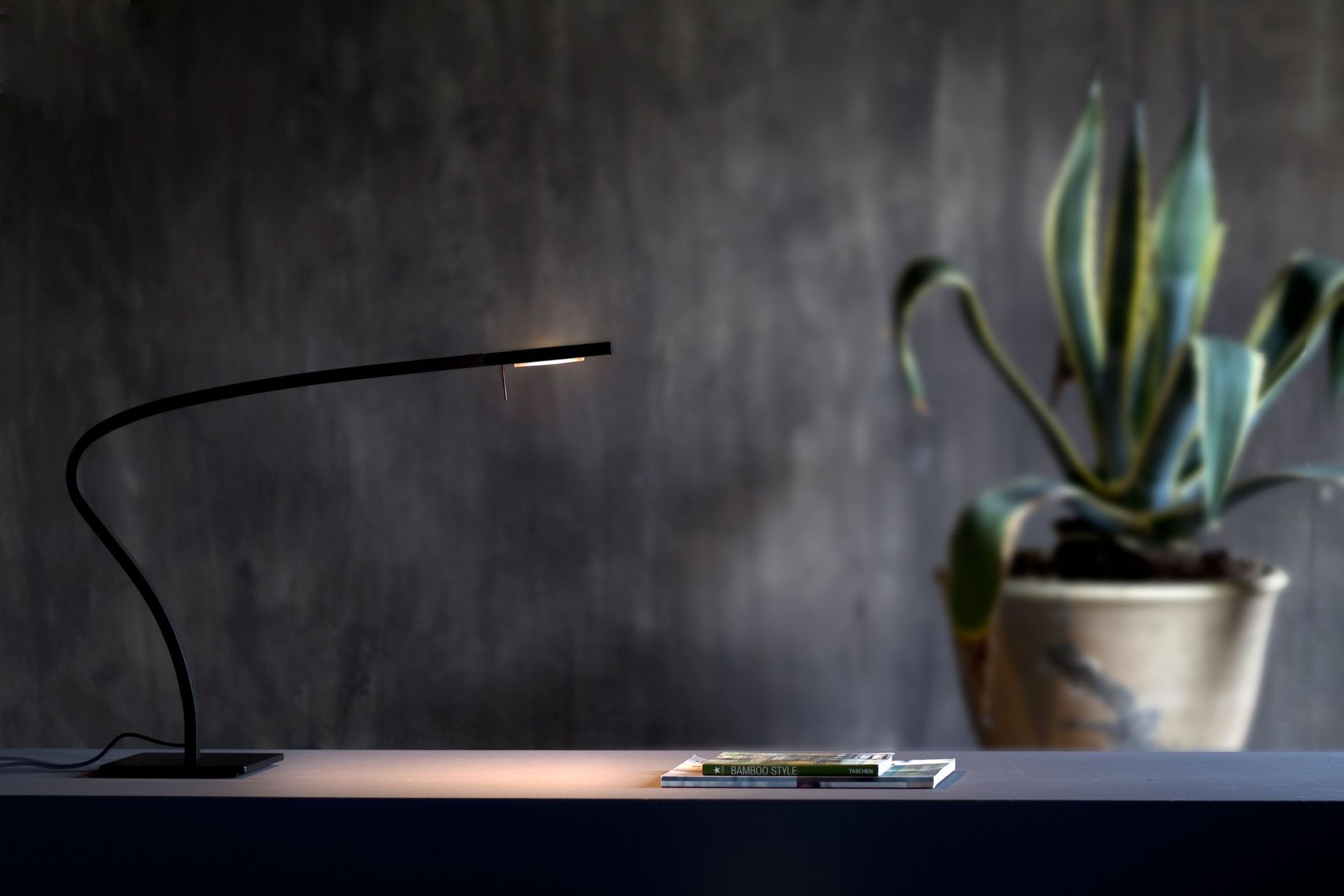 Paraph T / Prandina Table By Inlite