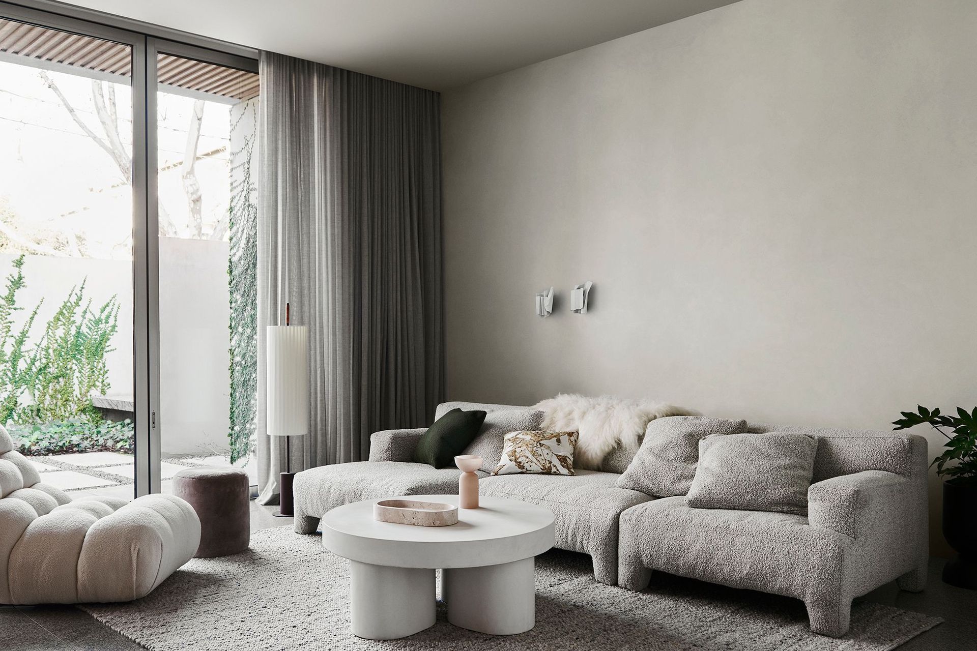 DULUX COLOUR FORECAST 2022. RESTORE PALETTE. PAINT Walls & Ceiling Narrow Neck Half. Styling Bree Leech/Photographer Lisa Cohen.