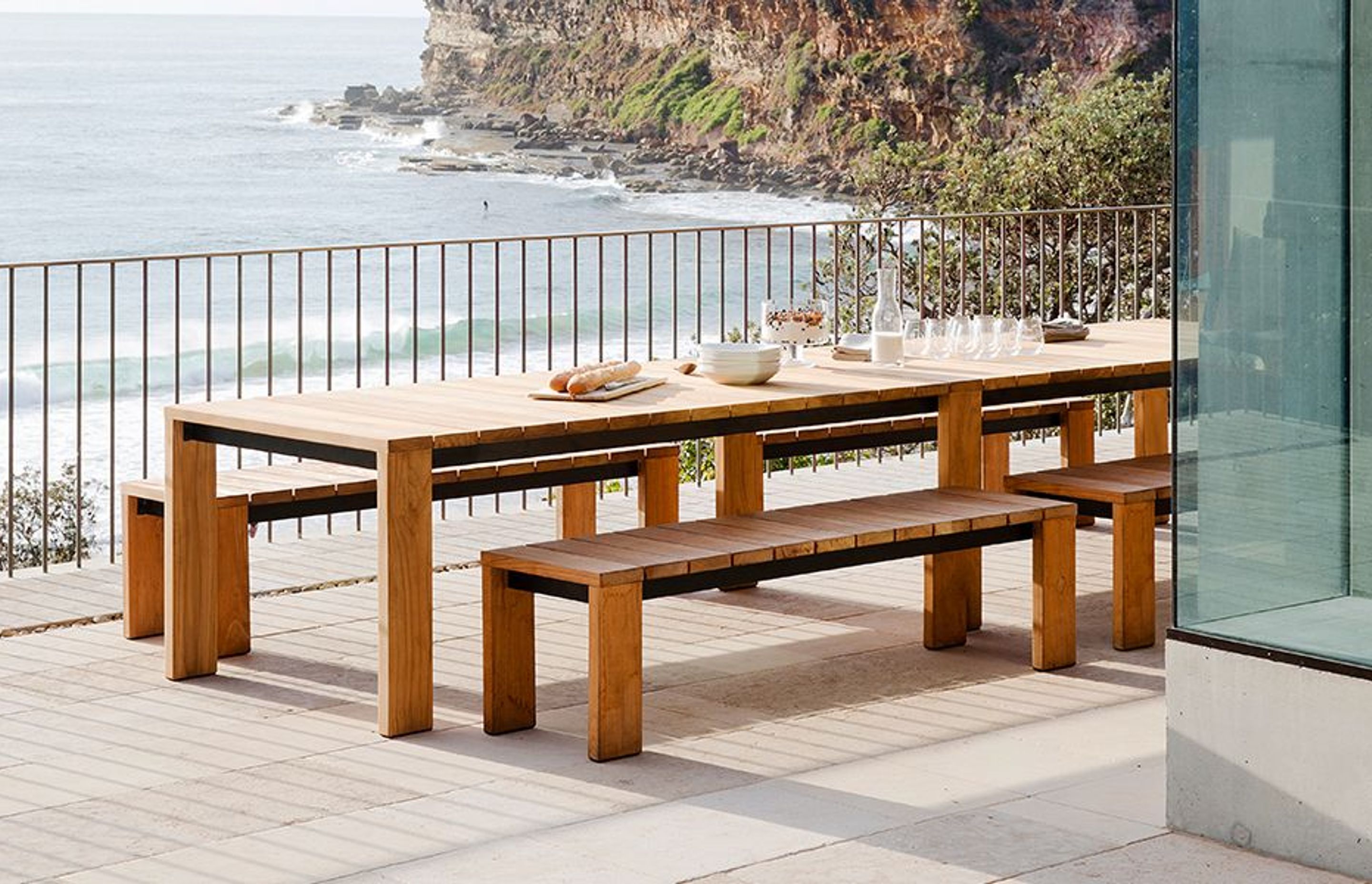 Choosing The Right Outdoor Dining Setting For Your Lifestyle