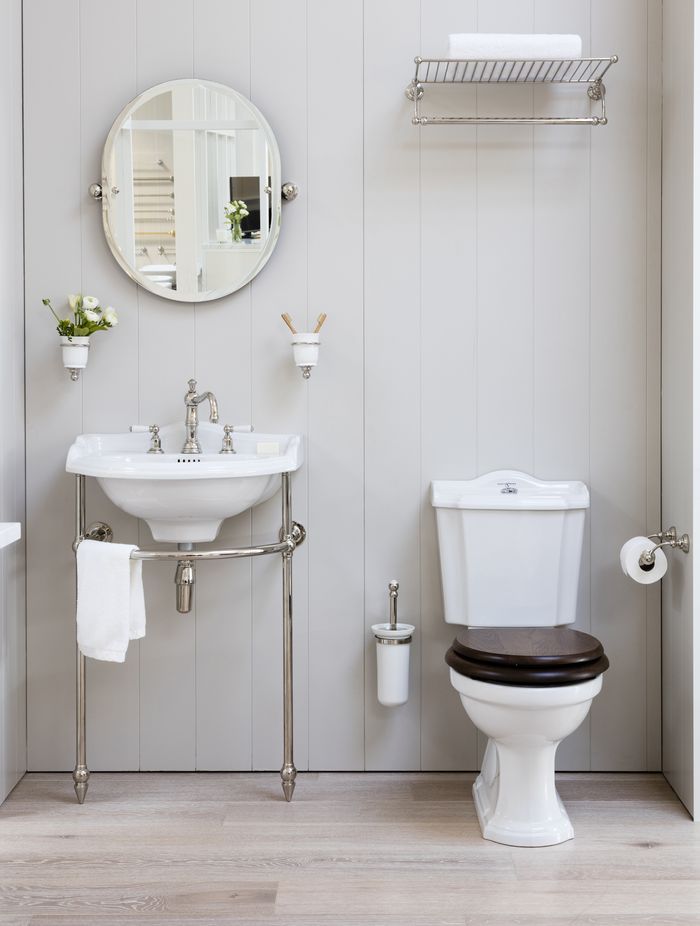 The English Tapware Company - Perrin & Rowe Edwardian toilet