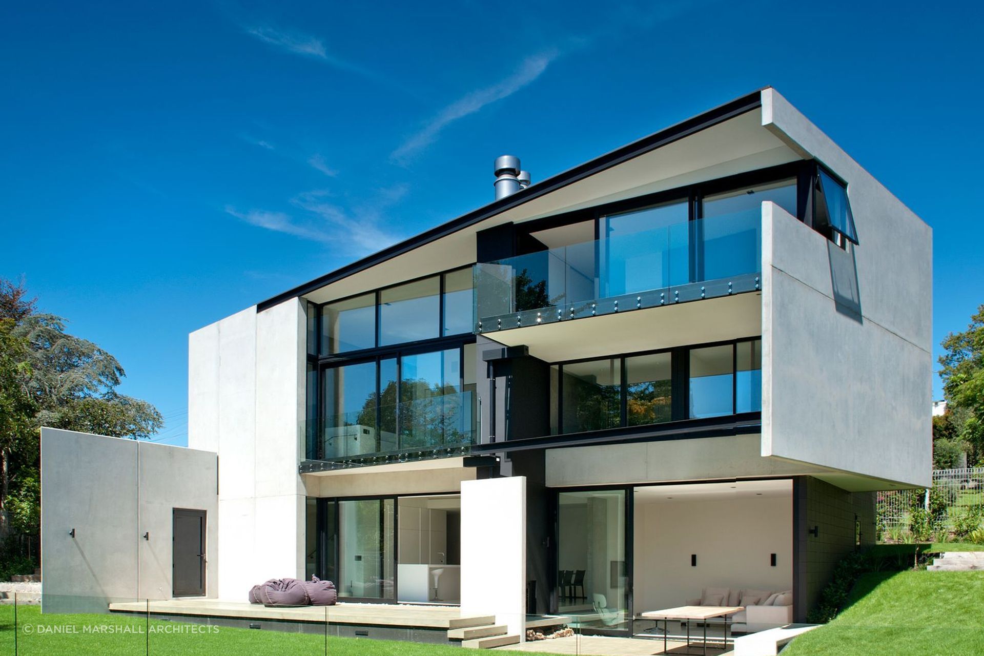 This family home in Remuera features industrial styling and plenty of appeal - Photography: Emily Andrews & Ernie Shackles