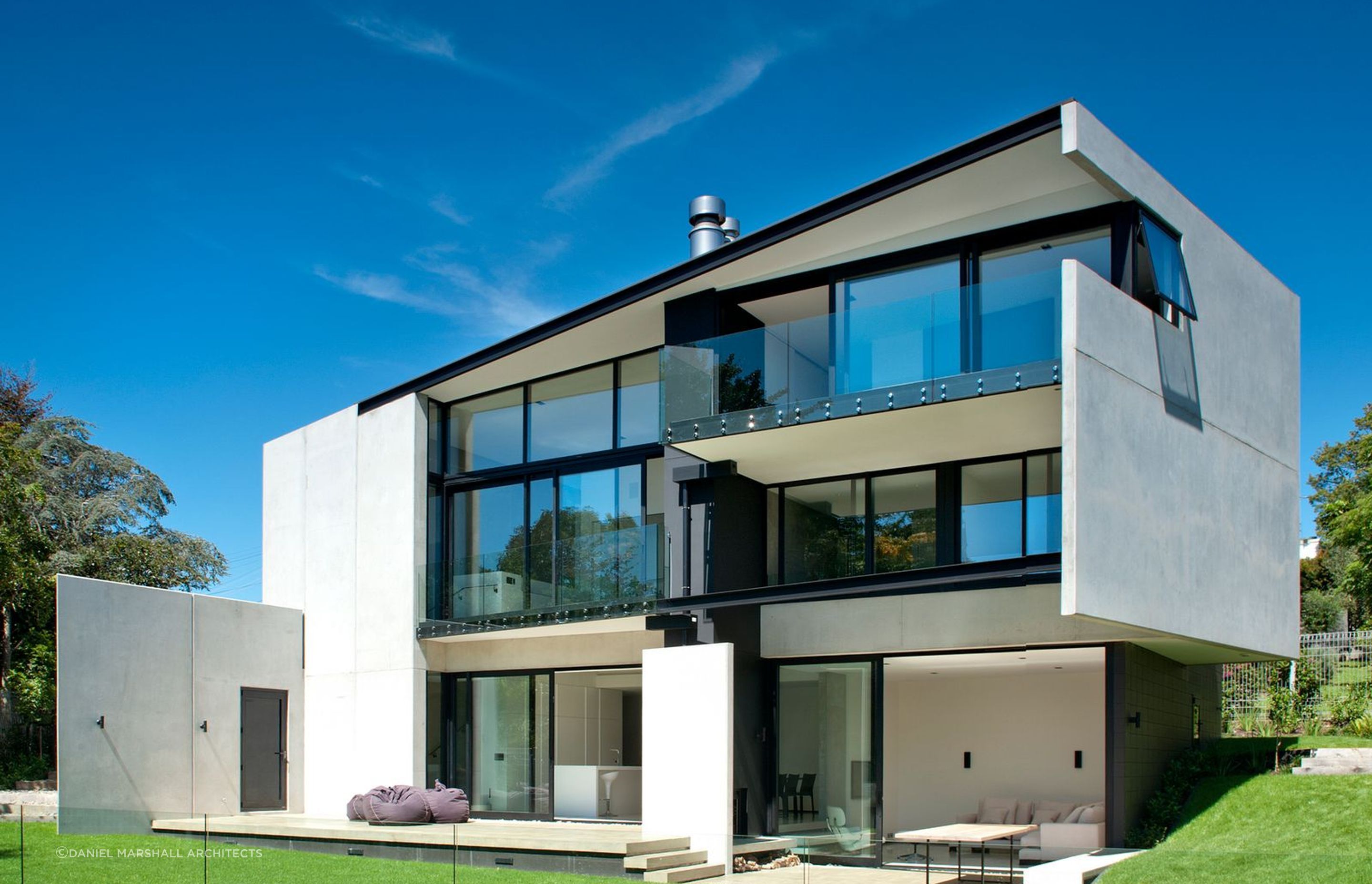 This family home in Remuera features industrial styling and plenty of appeal - Photography: Emily Andrews &amp; Ernie Shackles