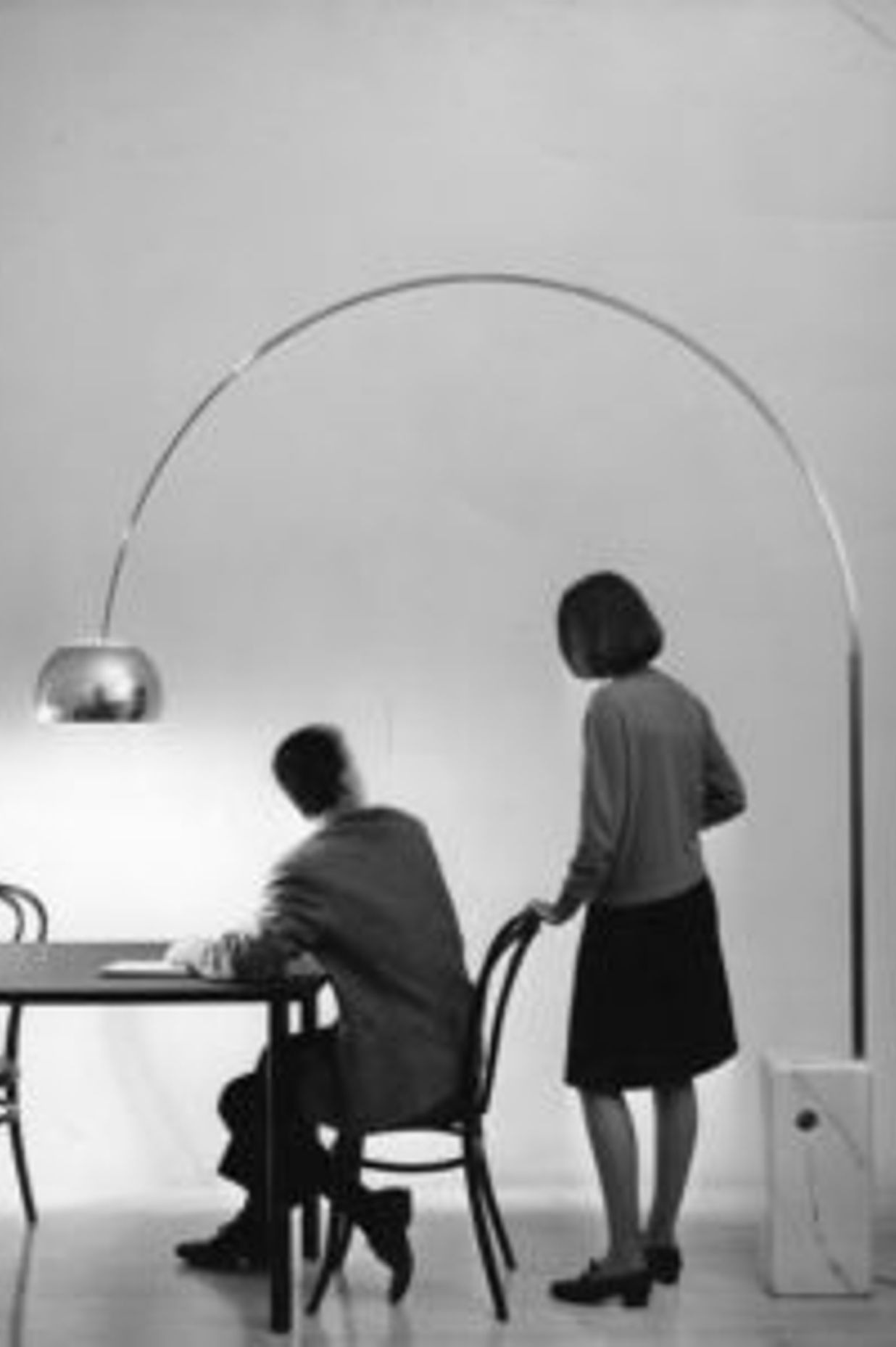 What is Mid-Century Modern Style?