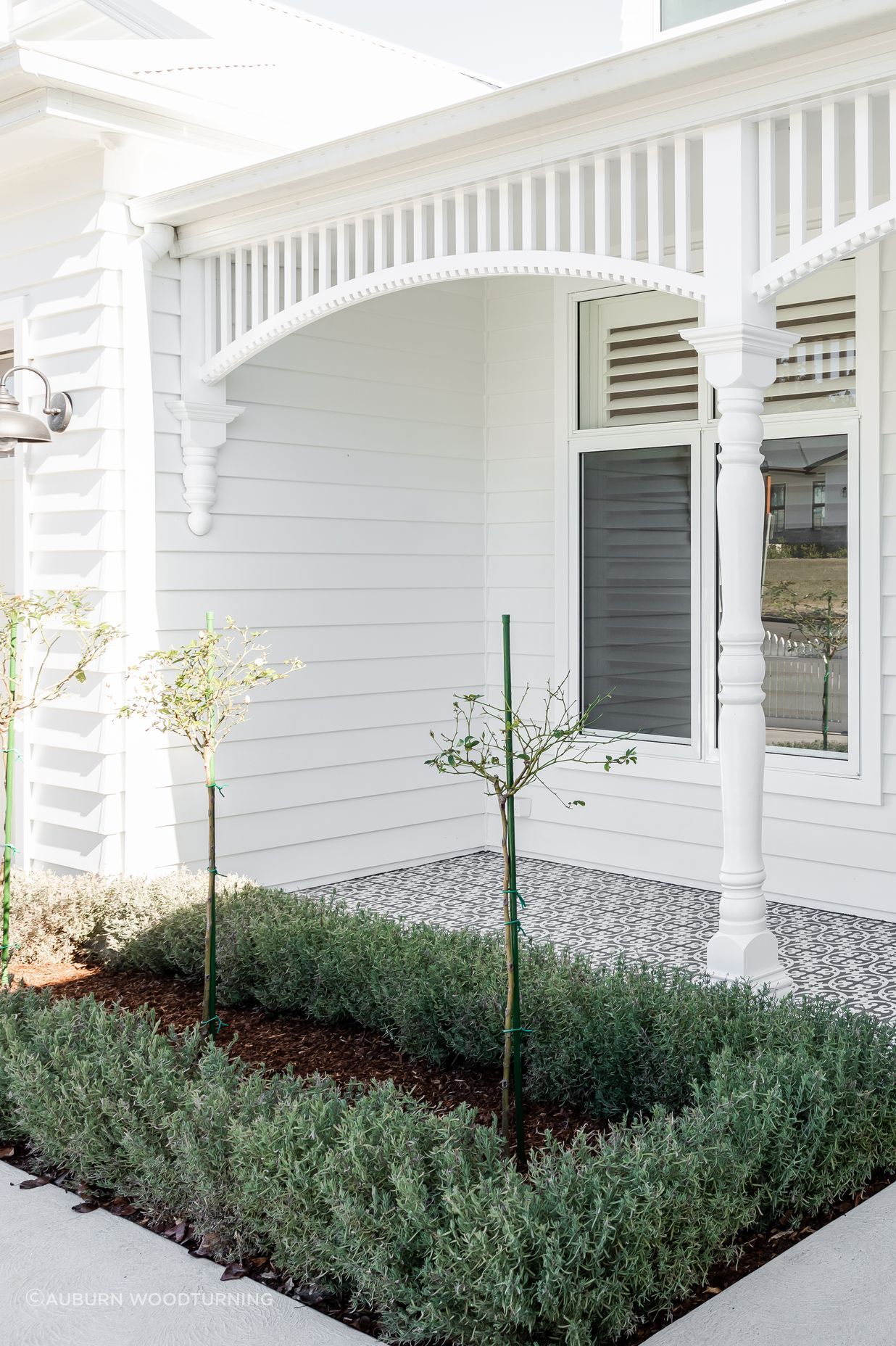 Featured Product: FR04 Arched Exterior Fretwork With Dentil Moulding