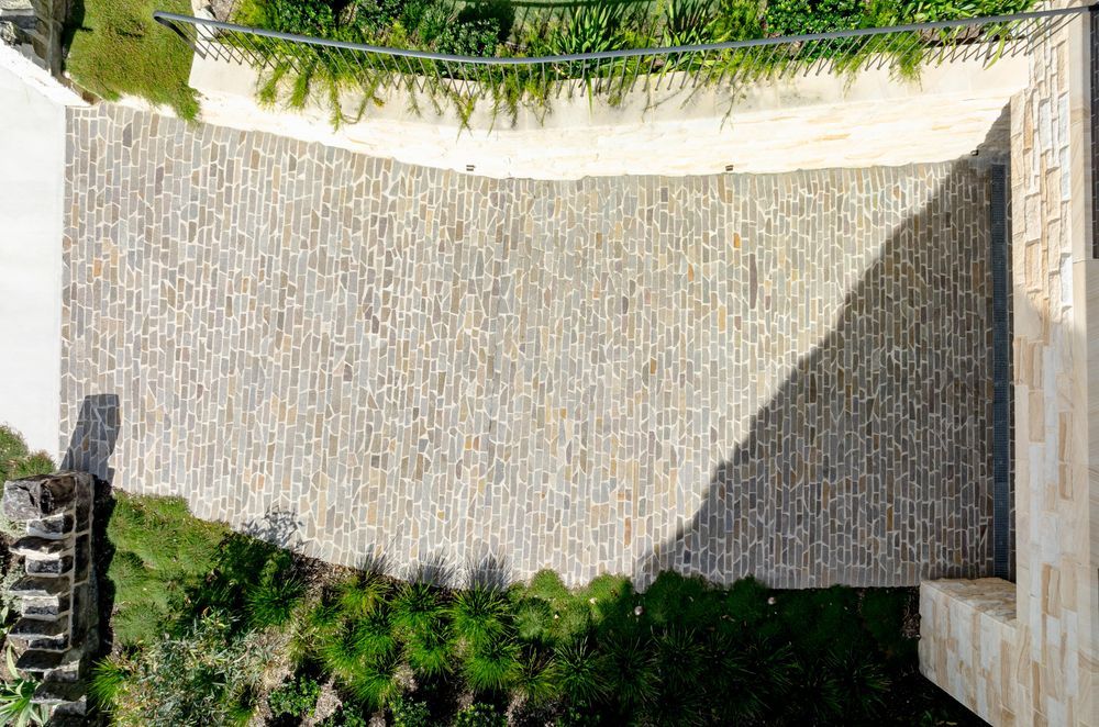 Italian Filetti | Bates Landscape | Bedrock Stone Landscapes