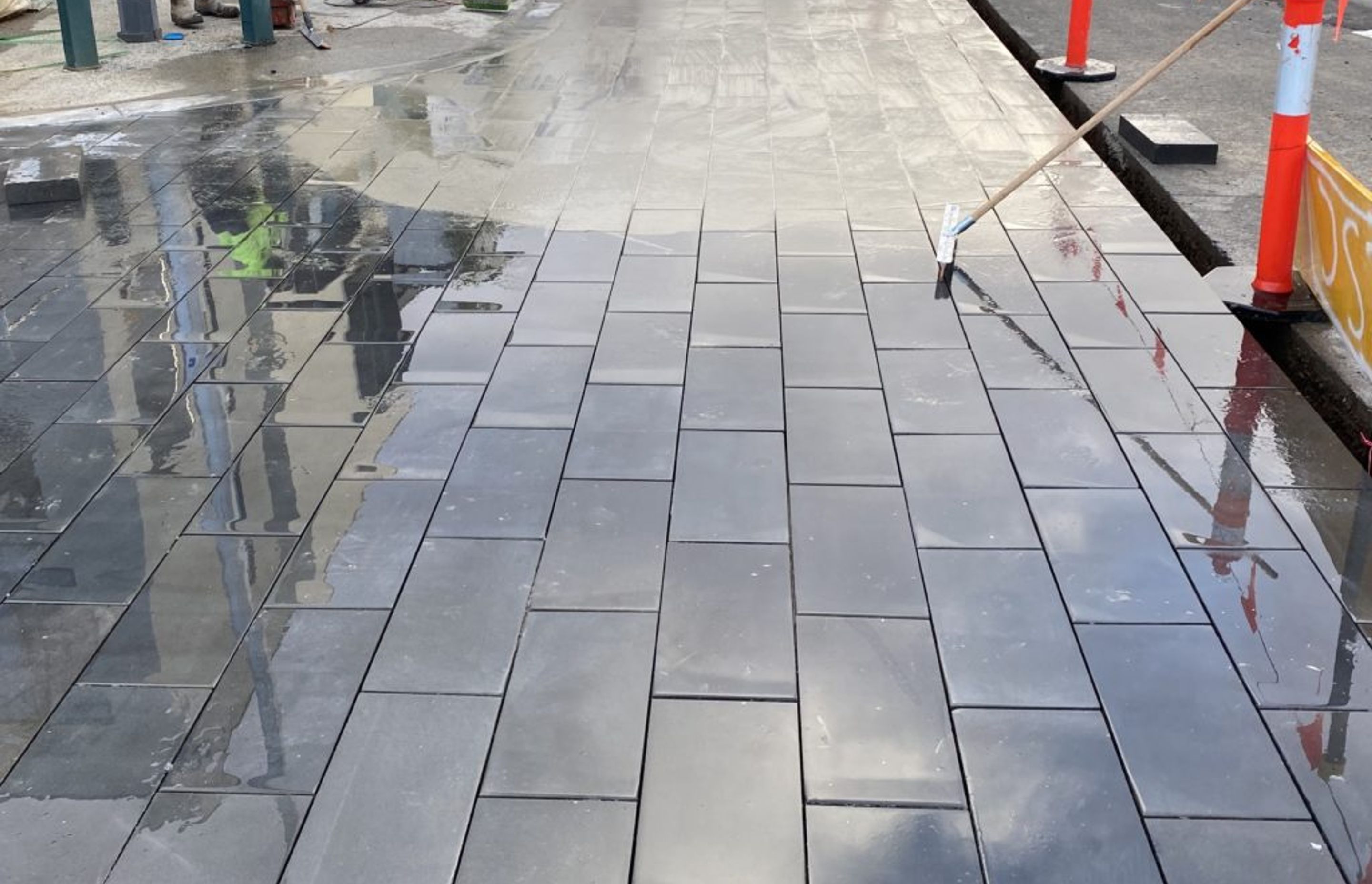 Flowpoint Rapid Setting Grout has been chosen for its superior quality.