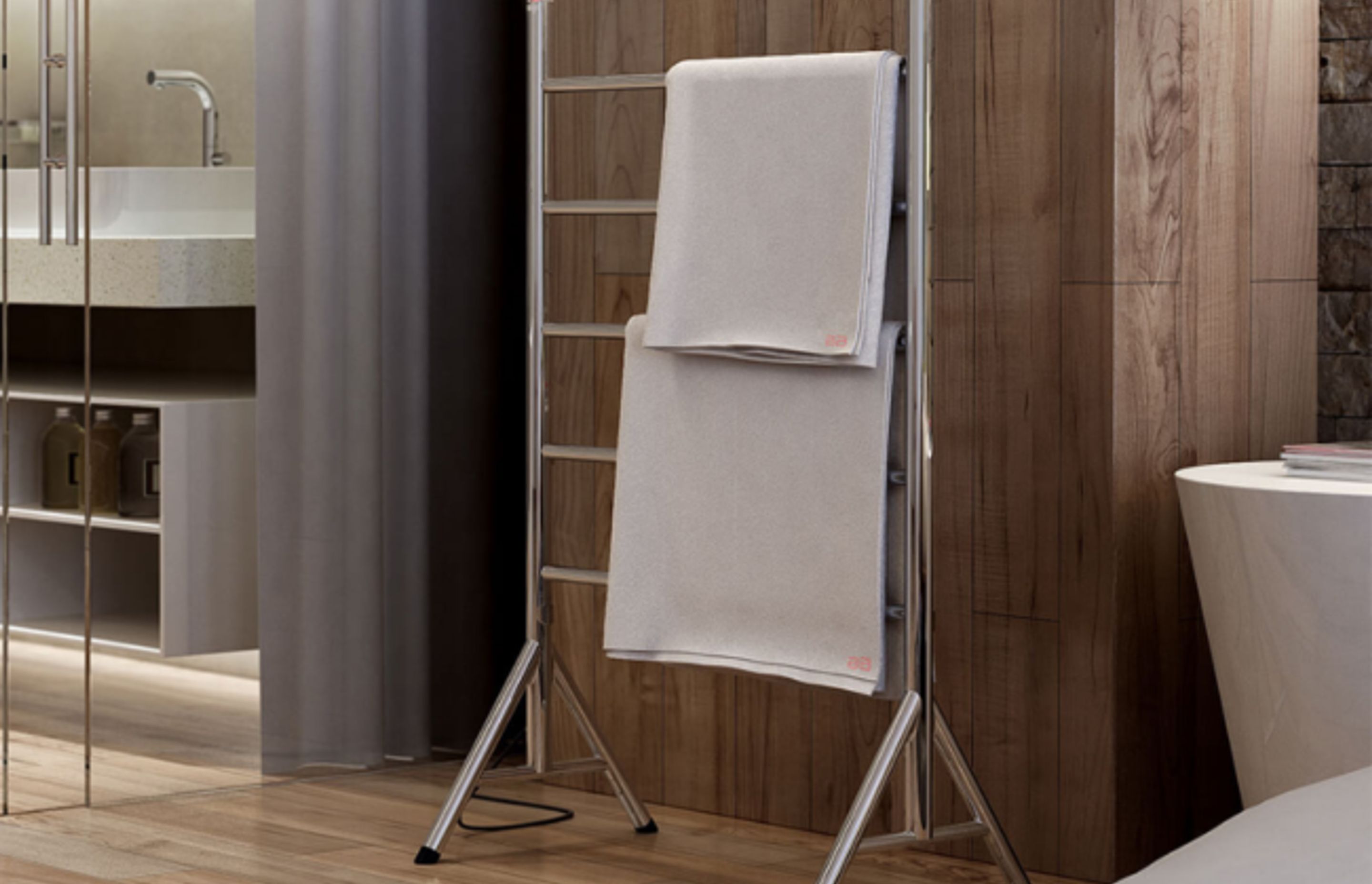 NATURAL 5 Bar 650mm free standing heated towel rail with PTSelect Switch