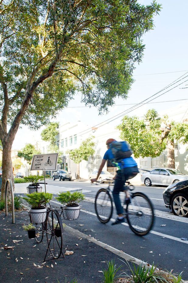 Cycling for a Connected City