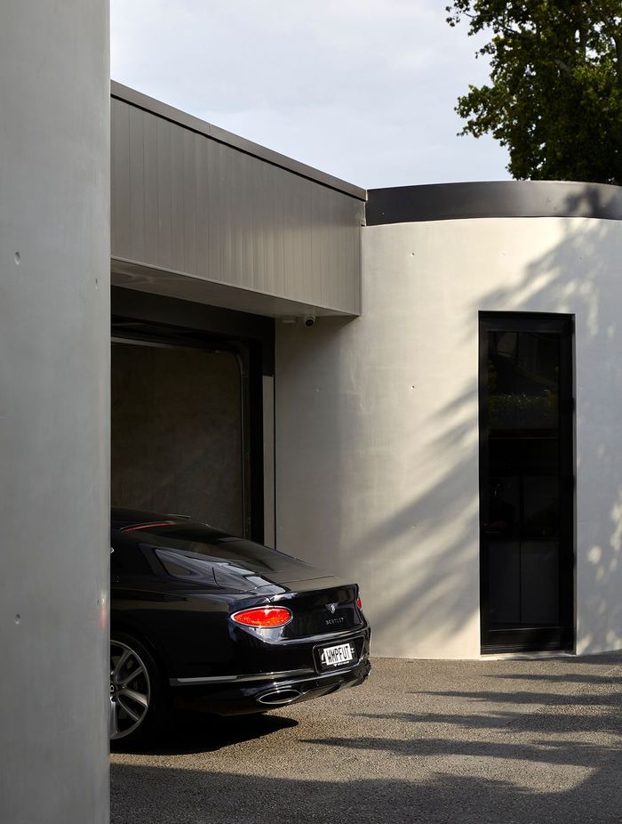 Lin House: how to build an innovative concrete wall with bamboo