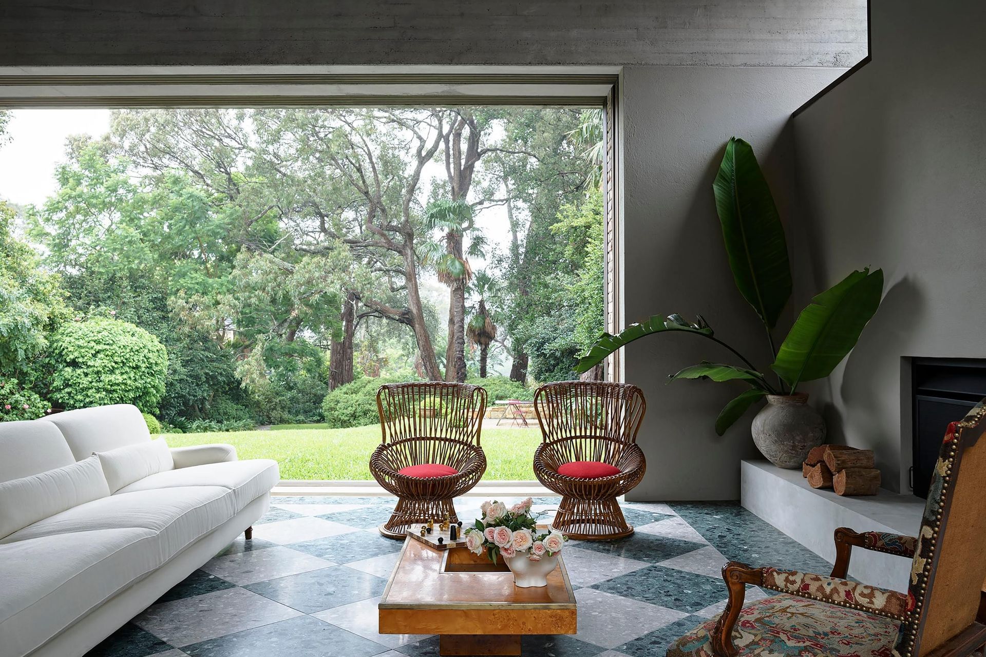 Garden House by Arent&Pyke | Photography by Anson Smart