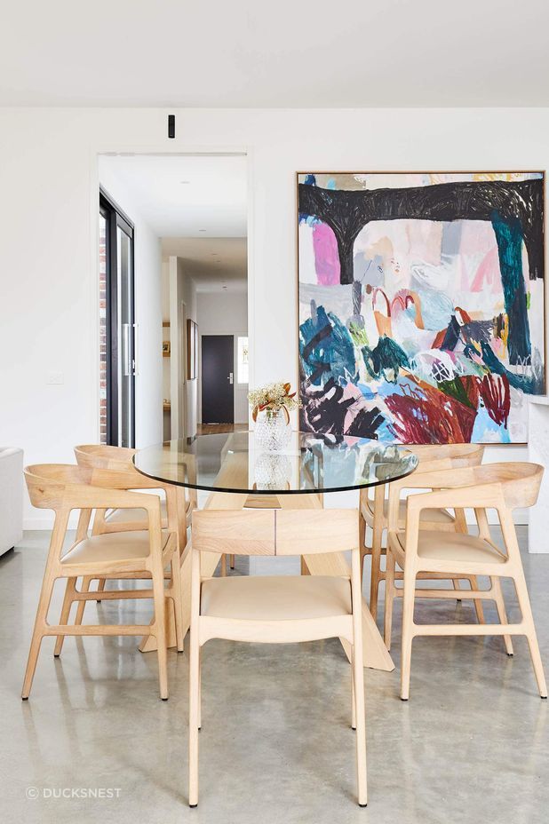 Using the space in a small dining room effectively can require some innovative planning.