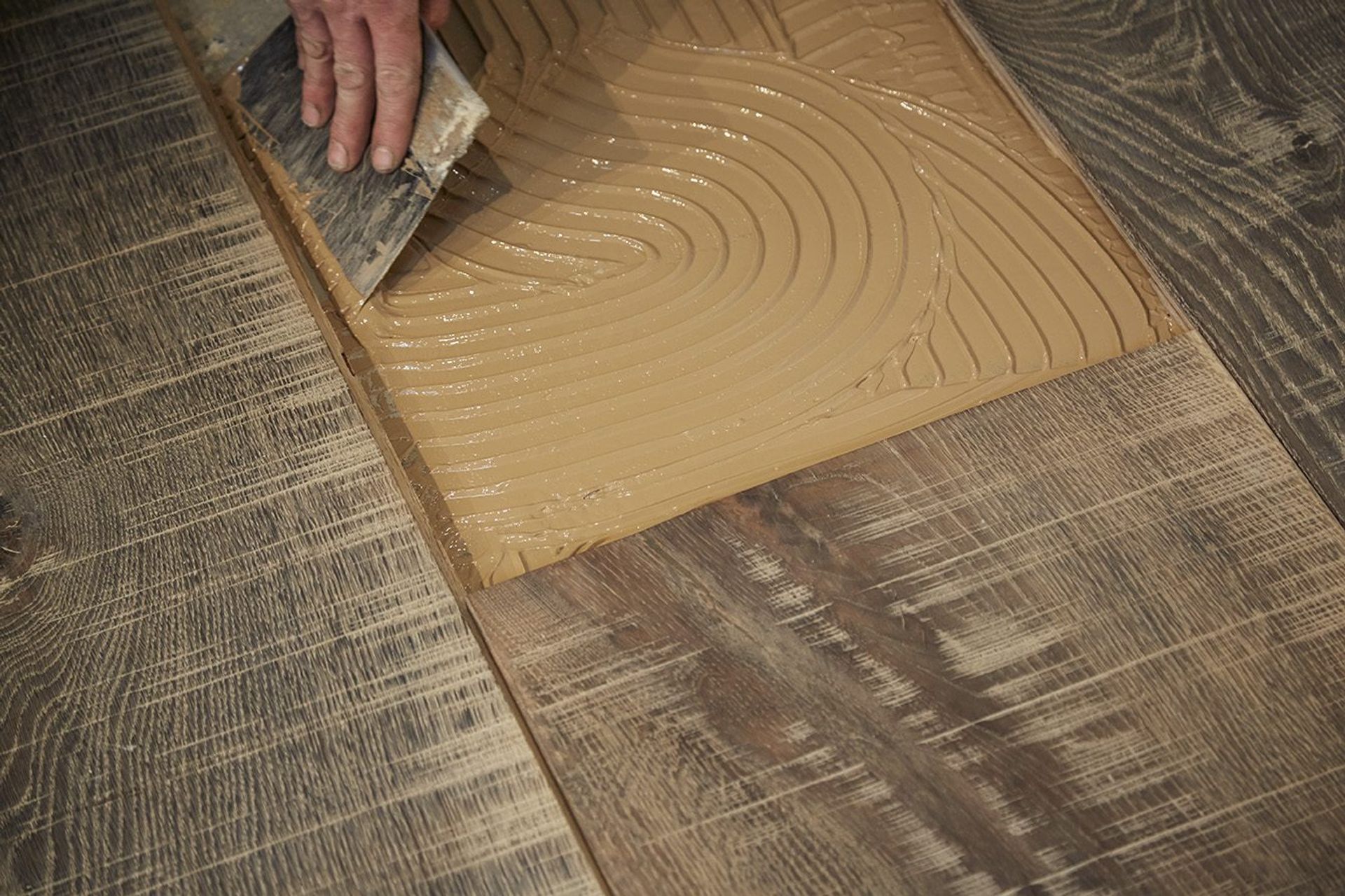 Glue down vs floating timber flooring installation