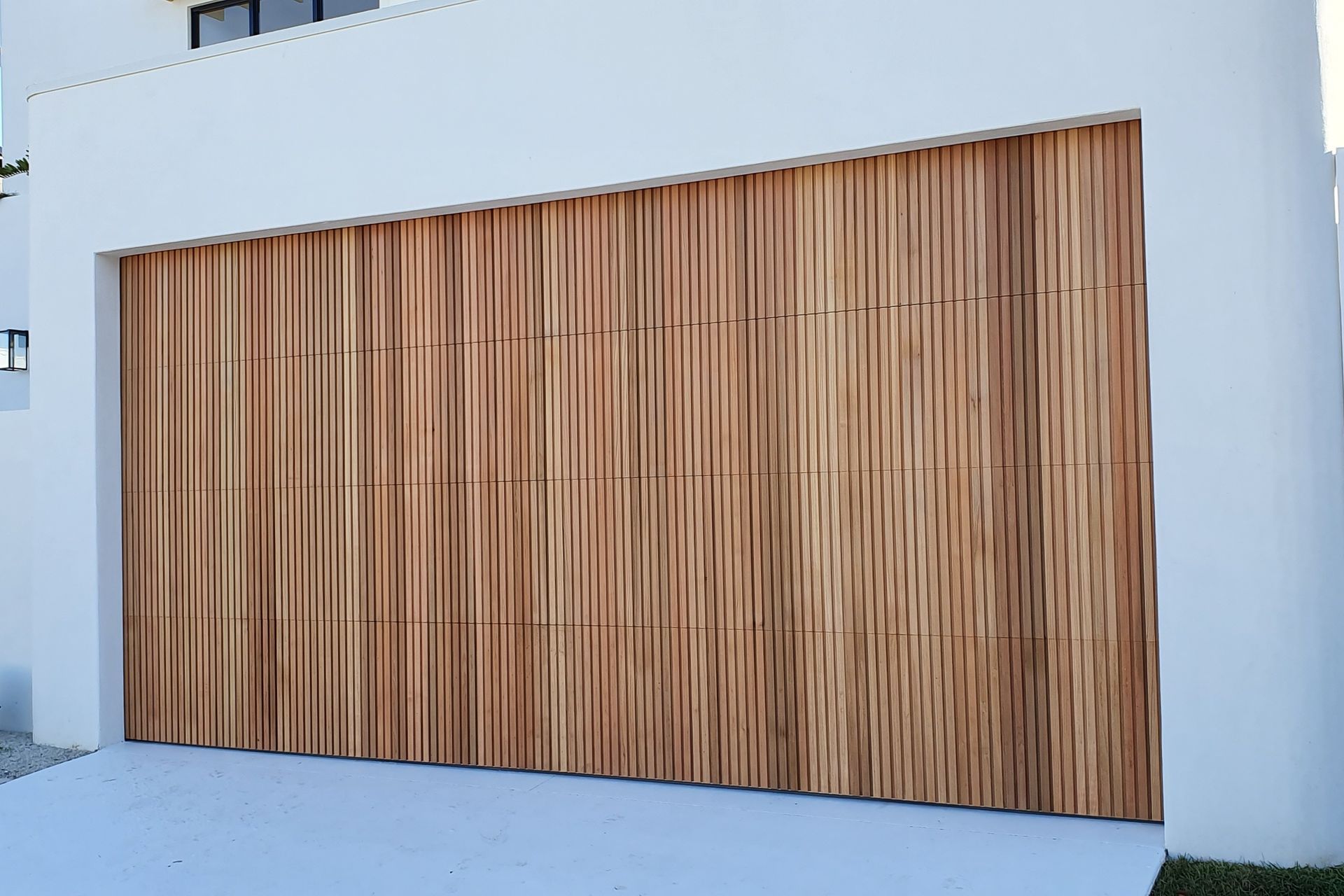 Gold-Coast-screen-clad-Western-Red-Cedar-CASTELATION-SCREEN-CLAD-SCE81x13.jpg