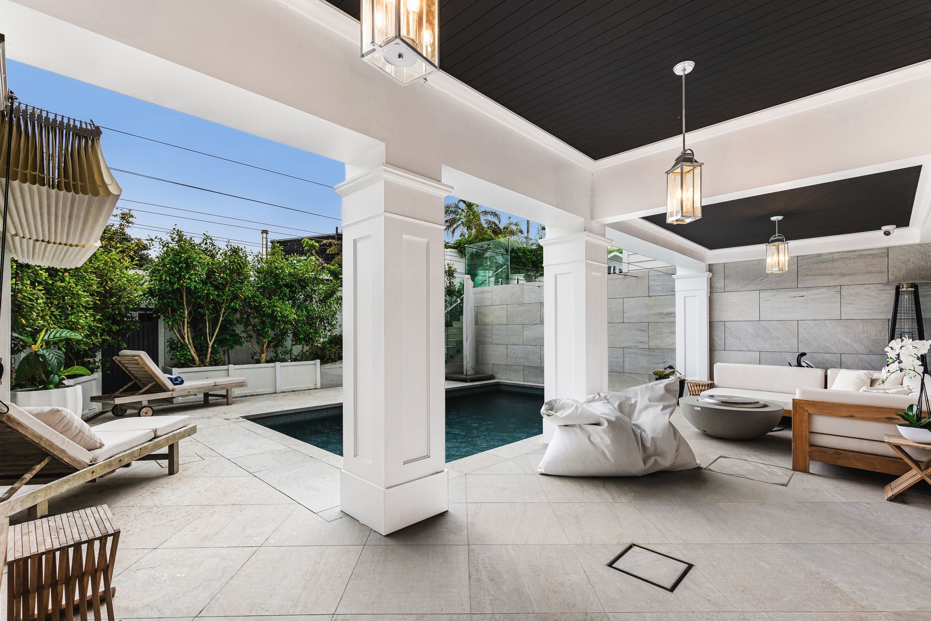 White Quartzite Dropface Coping, Paving & Cladding