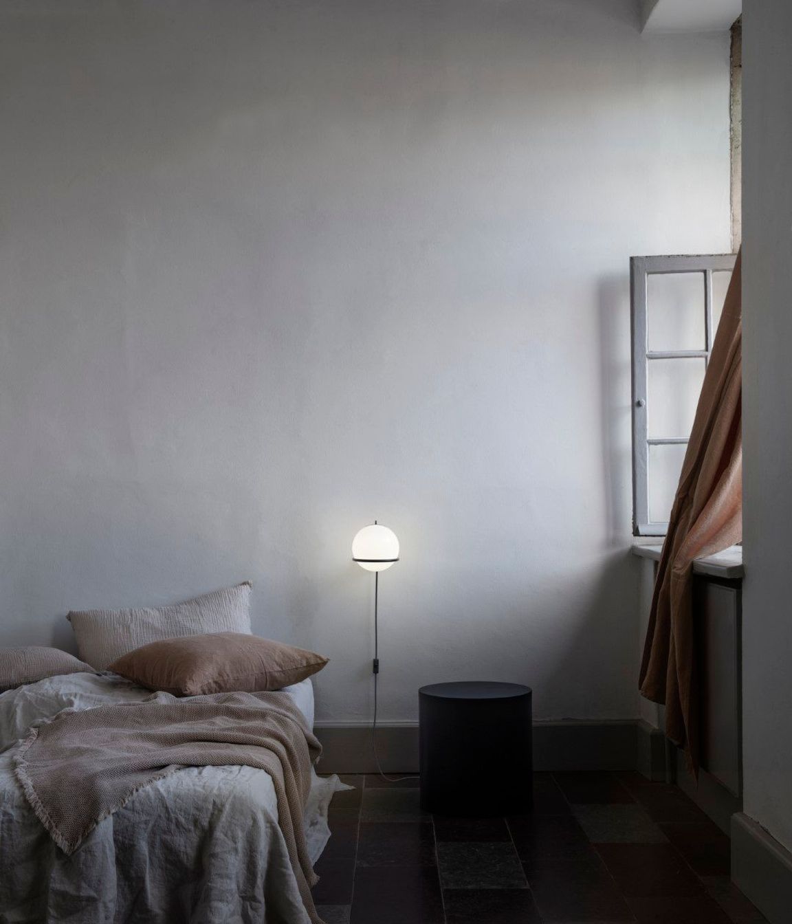 https://www.goodform.co.nz/product/astep-flos-lesfere-single-lamp