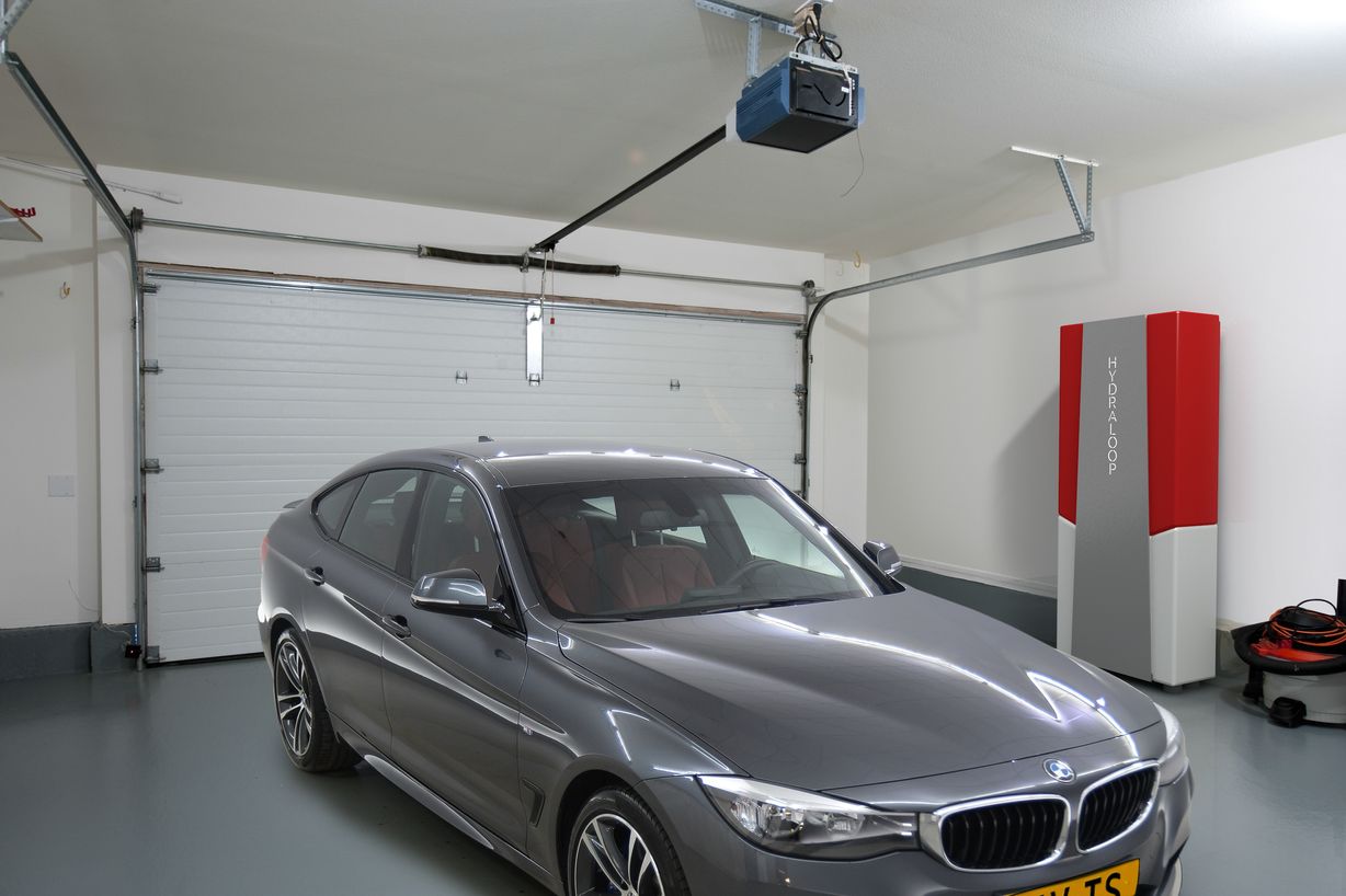 H300-chili-in-garage-high-res.png