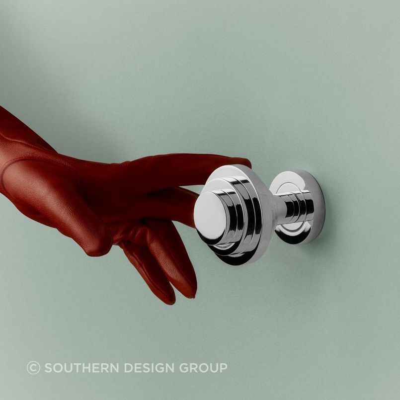 Hand-Image-Bankston-Sans-Arc-web.jpeg
