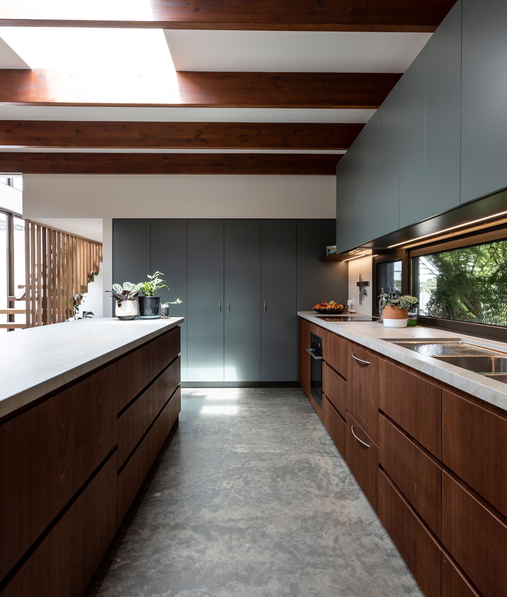 Architecture, Product Features