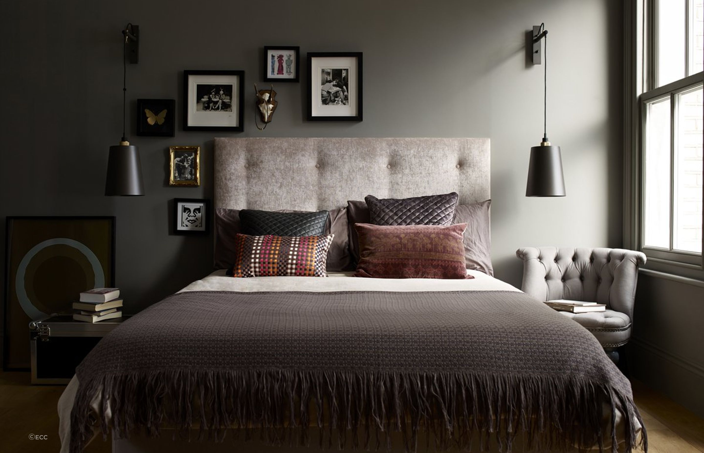 The effortlessly stylish Hooked Wall/Large by Buster + Punch.
