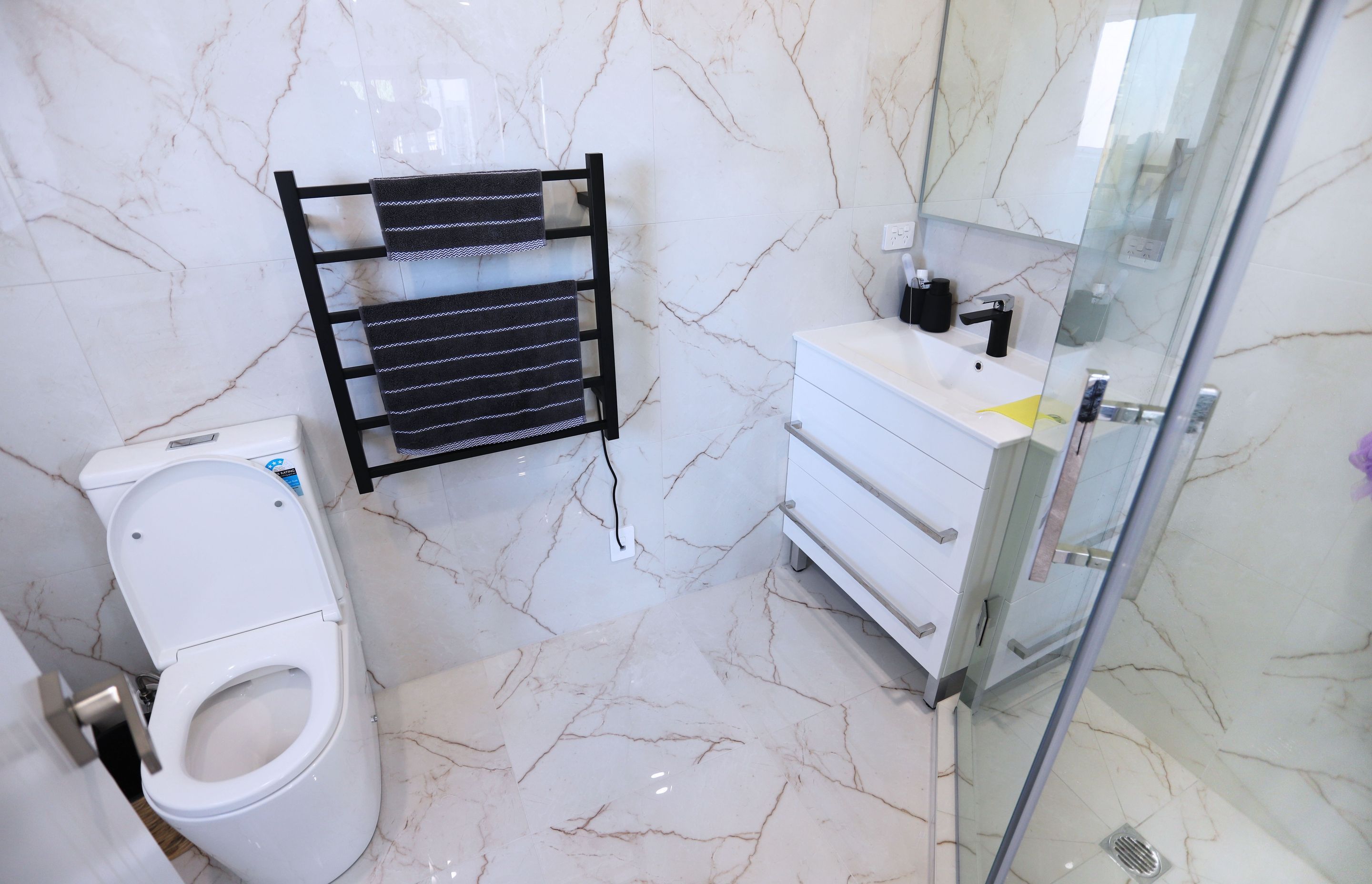 BATHROOM RENOVATION PHOTOS FOR OUR TOP 10 RENOVATIONS IN AUCKLAND