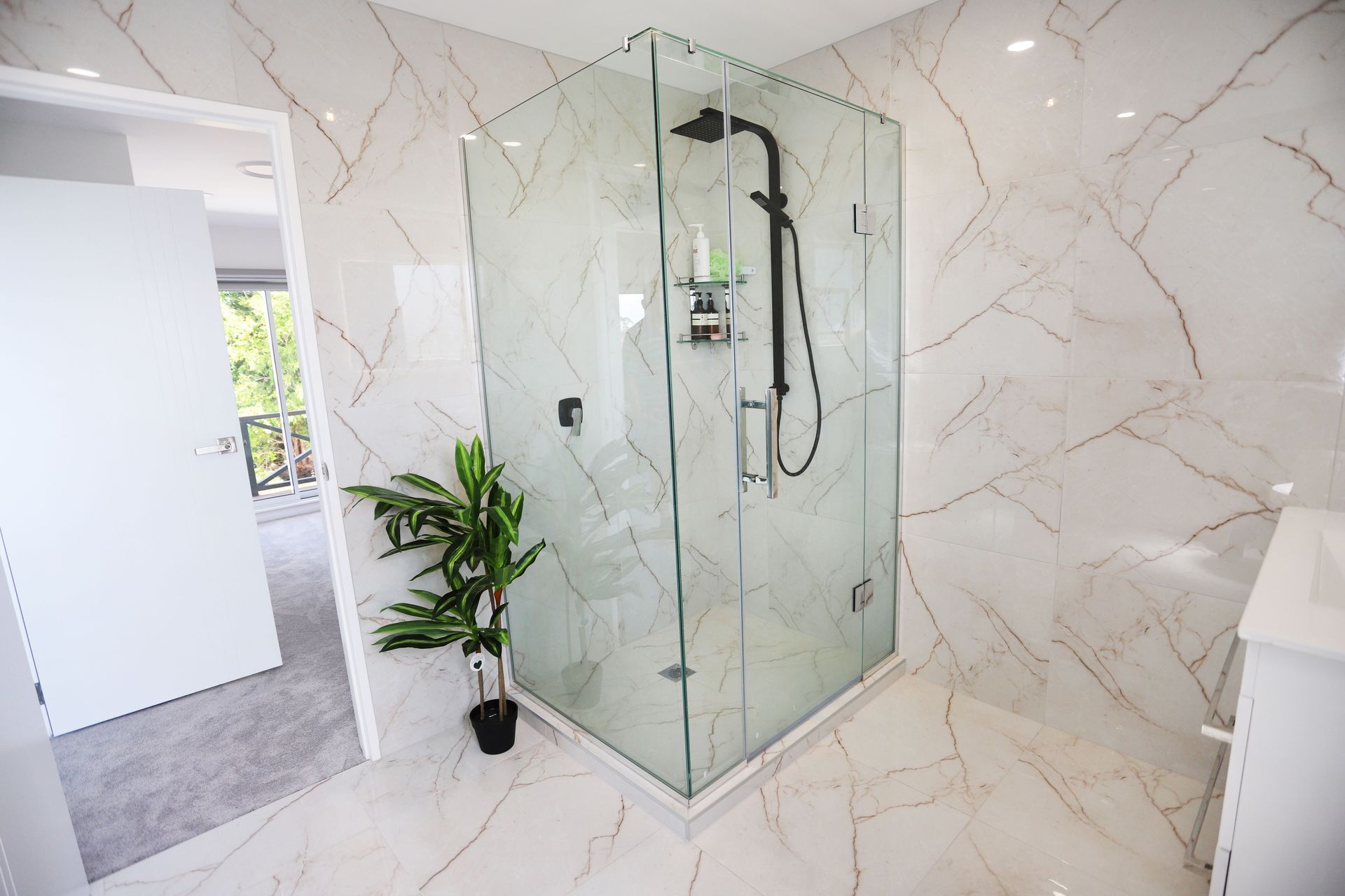 BATHROOM RENOVATION PHOTOS FOR OUR TOP 10 RENOVATIONS IN AUCKLAND