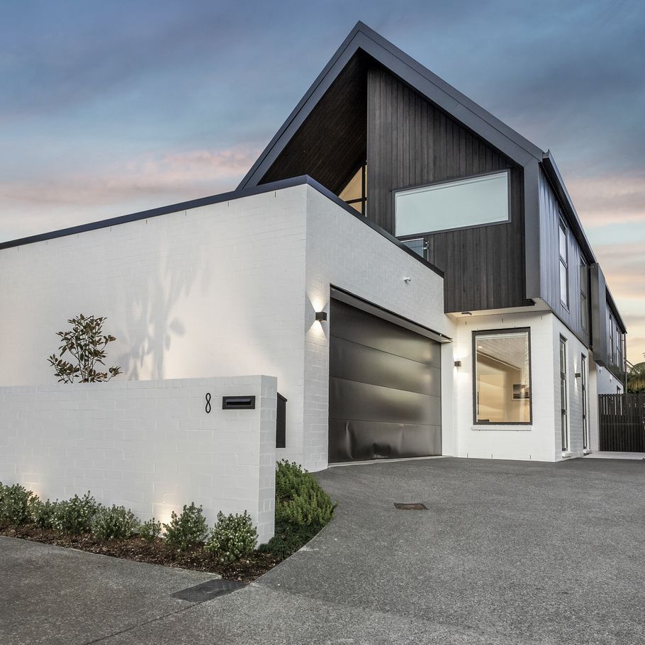 A striking five-bedroom home and pool built on an extremely tight site