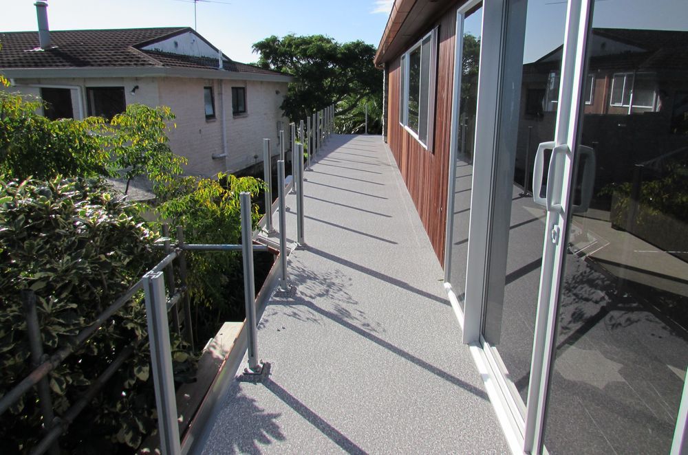 With a proven track-record in New Zealand over the last 20 years, Dec-K-ing is an ideal waterproofing solution for decks and walkways.