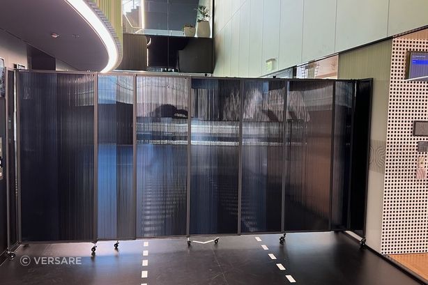 Versare StraightWall in Polycarbonate used for traffic management