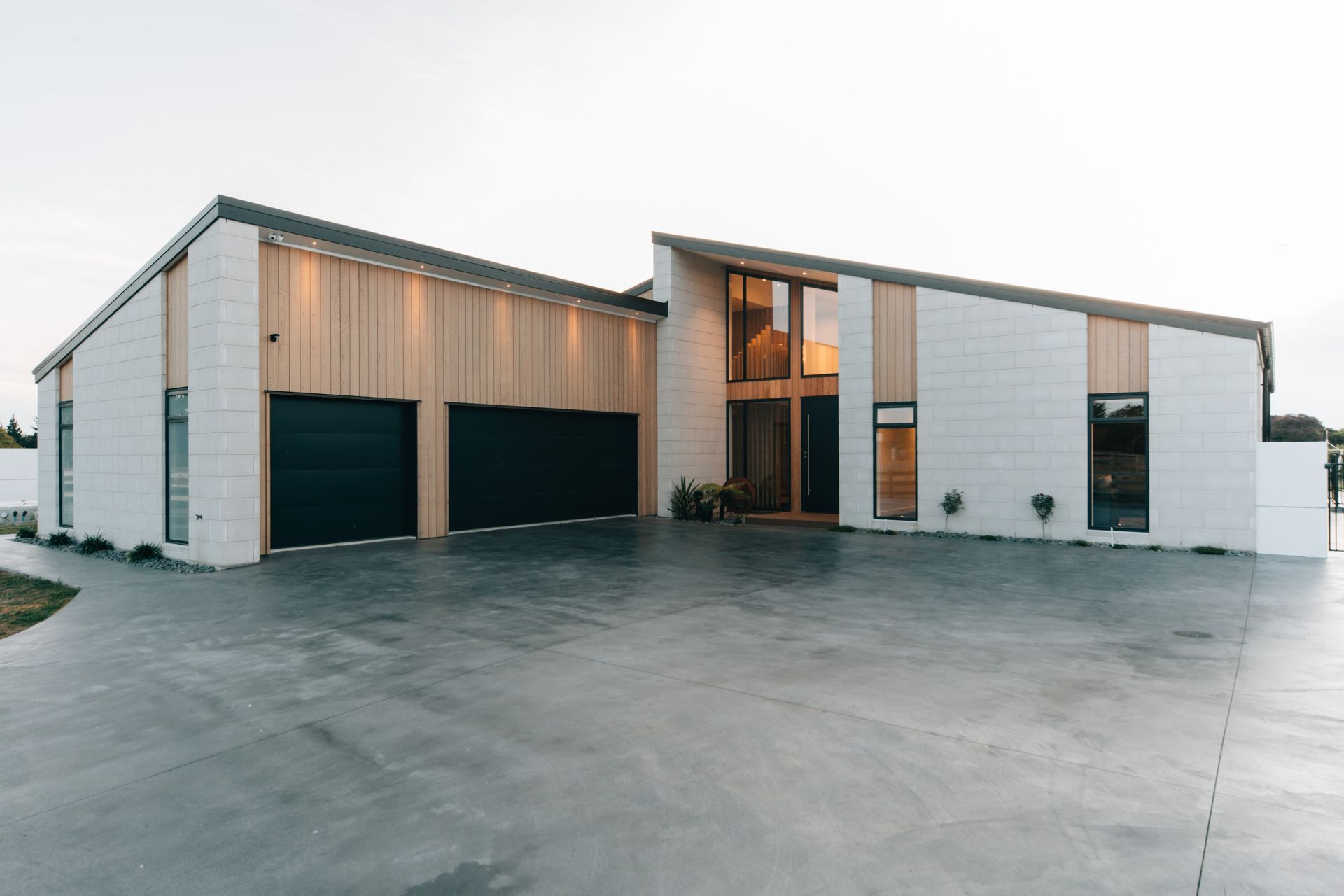 This contemporary home on the outskirts of Hamilton has architectural designer traits all over it