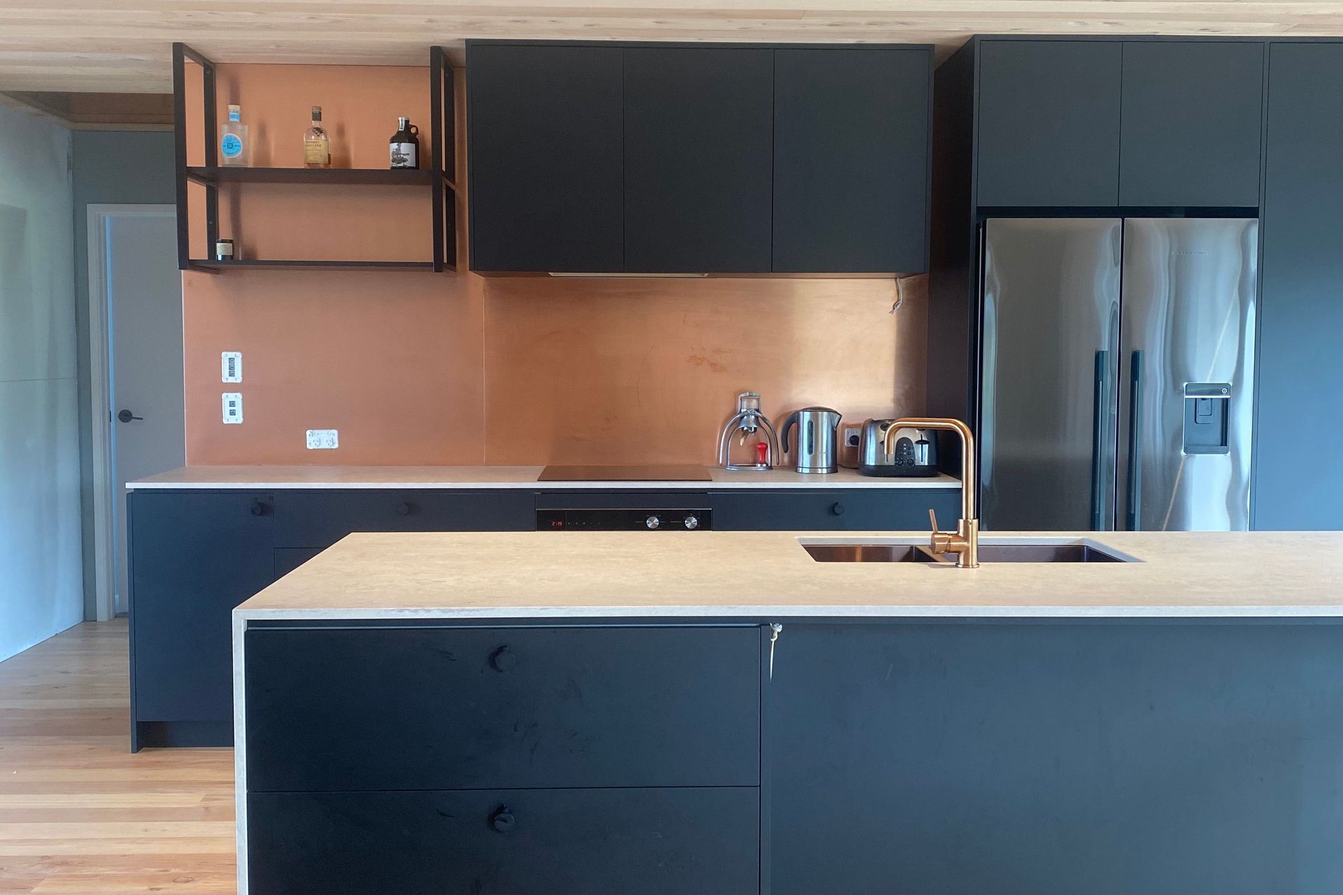 Two couples, one beautiful bach build