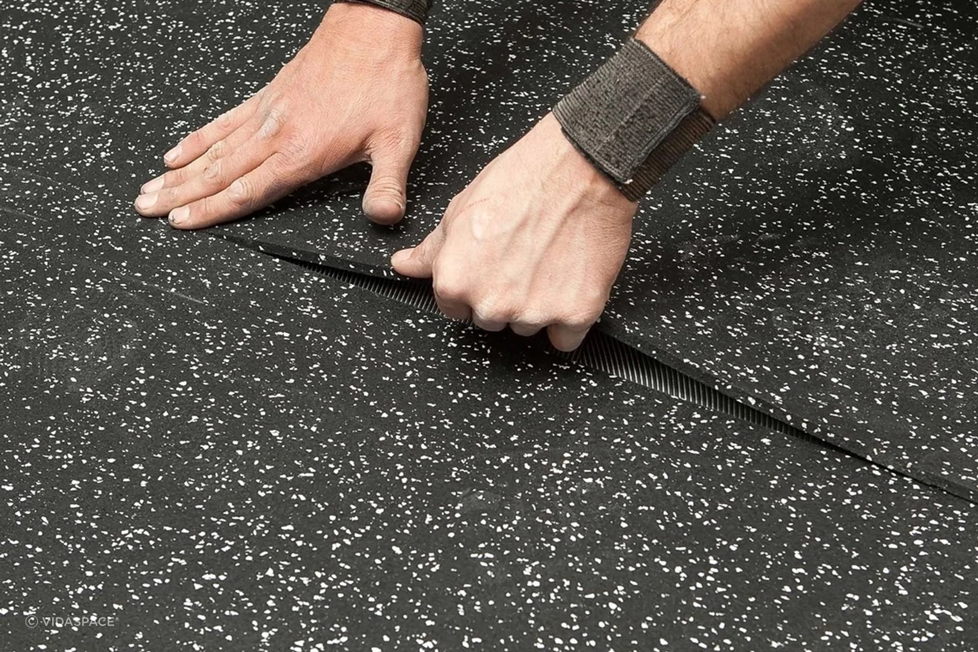 Installing-Underlay-for-engineered-timber.png