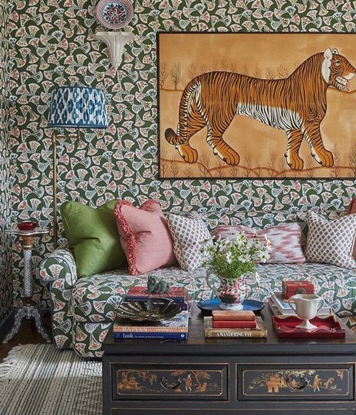 Design by Elizabeth Hay. Alecia Neo