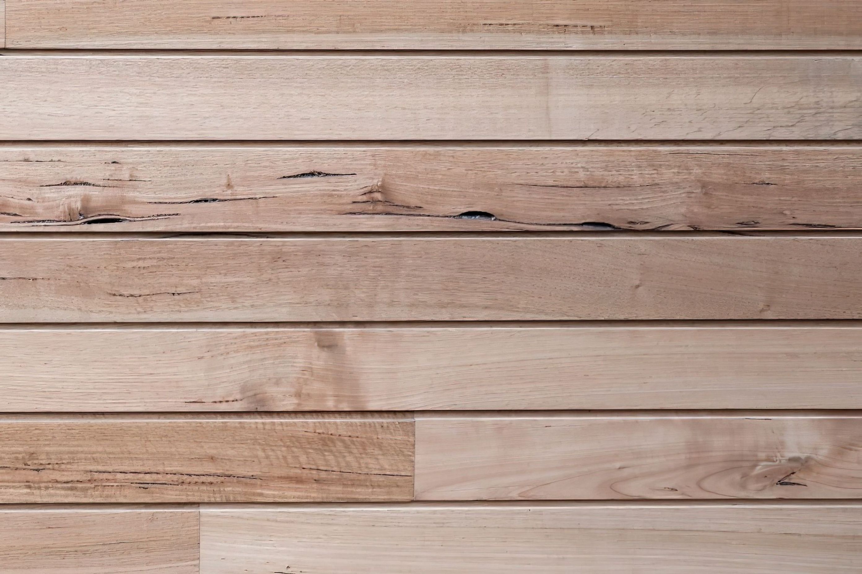 IronAsh 105 x 19 secret fix shiplap profile, with two coats of Intergrain Ultra Clear – Satin Finish. Full thickness gum pockets, gum vein, pin hole, hobnail, grain orientation, splits and spring tear present are all examples of grade expectations.