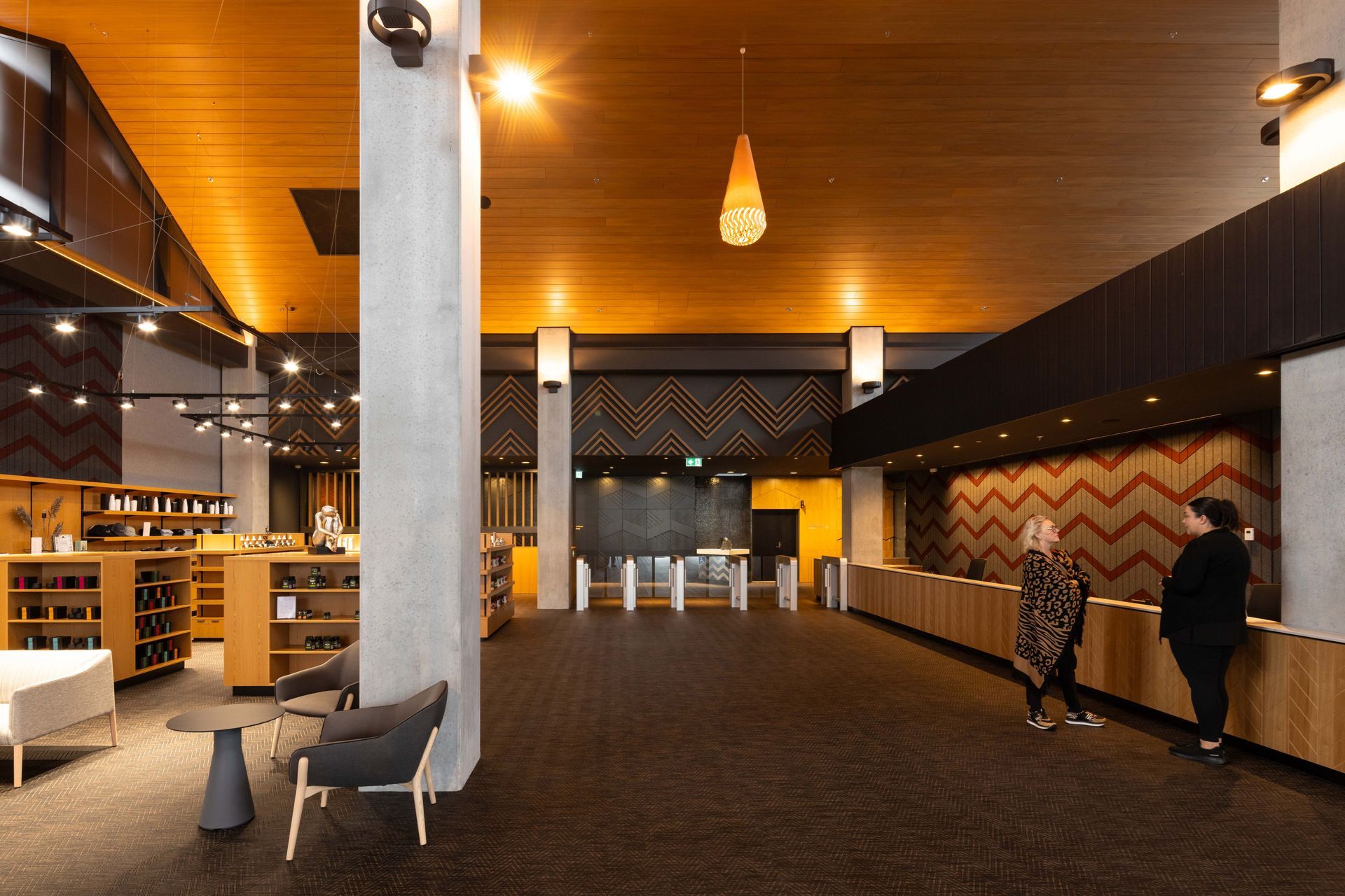 Wai Ariki mean 'Chiefly water'and is the story of Ngāti Whakaue's ancestor, Ngātoroirangi's journey which is woven into the spa's experience and narrative.