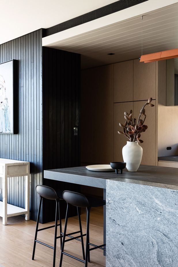 Palm Beach by Katie Uther Design | Photography by Simon Whitbread